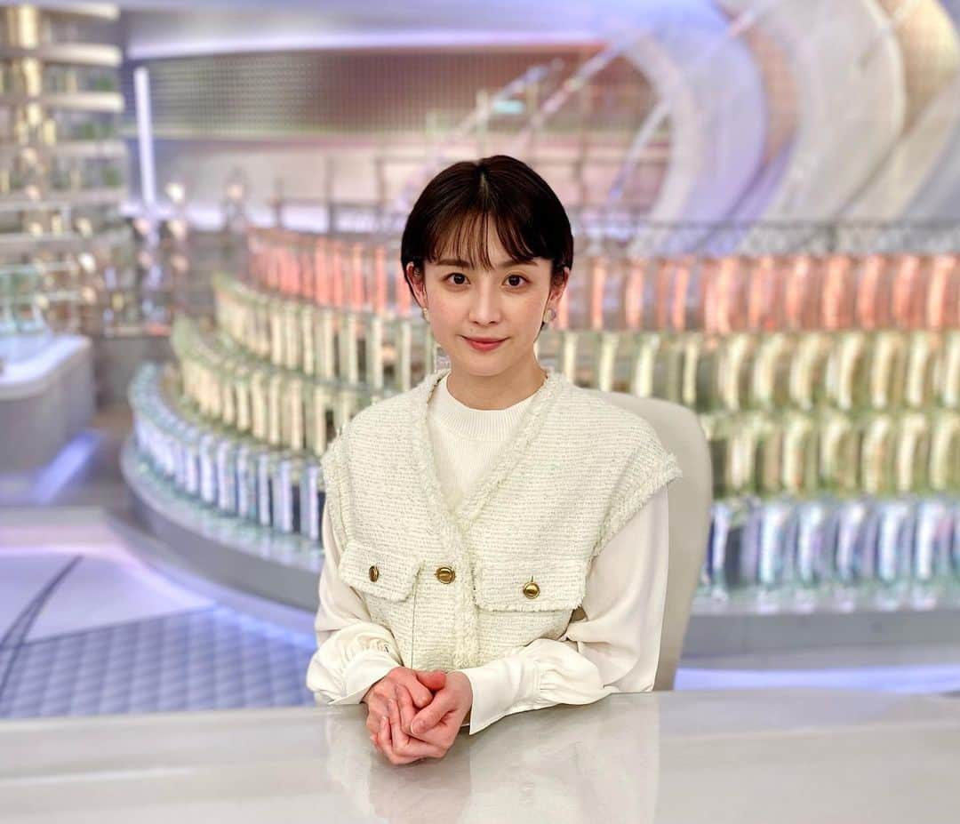 フジテレビ「プライムニュース イブニング」さんのインスタグラム写真 - (フジテレビ「プライムニュース イブニング」Instagram)「#イット ！放送中です   ●「#ルフィ」いつ日本に？最新情報 ●ドリフト男「逃げも隠れもしねえ」 ●「#育休中 に #学び直し 」どう思う？ ●いま人気がある #冷凍食品 は？みんなが買う商品を徹底調査！ 大容量＆激安で家計の節約！おかず＆ご飯セットは３２１円   #榎並大二郎 @enami_daijiro #宮司愛海 @manami_miyaji   #木村拓也 @takuya.kimura0801   #梅津弥英子 @yaeko.umezu #happybirthday 🎂   #橋下徹   #ガチャピン @gachapin_official #竹俣紅 @benitakemata_official   #山本賢太 @yamamoto_kenta.yamaken #フジテレビ #アナウンサー 公式HP：https://www.fujitv.co.jp/livenews_it/ FNNプライムオンライン：https://www.fnn.jp/」1月30日 15時54分 - livenews_it