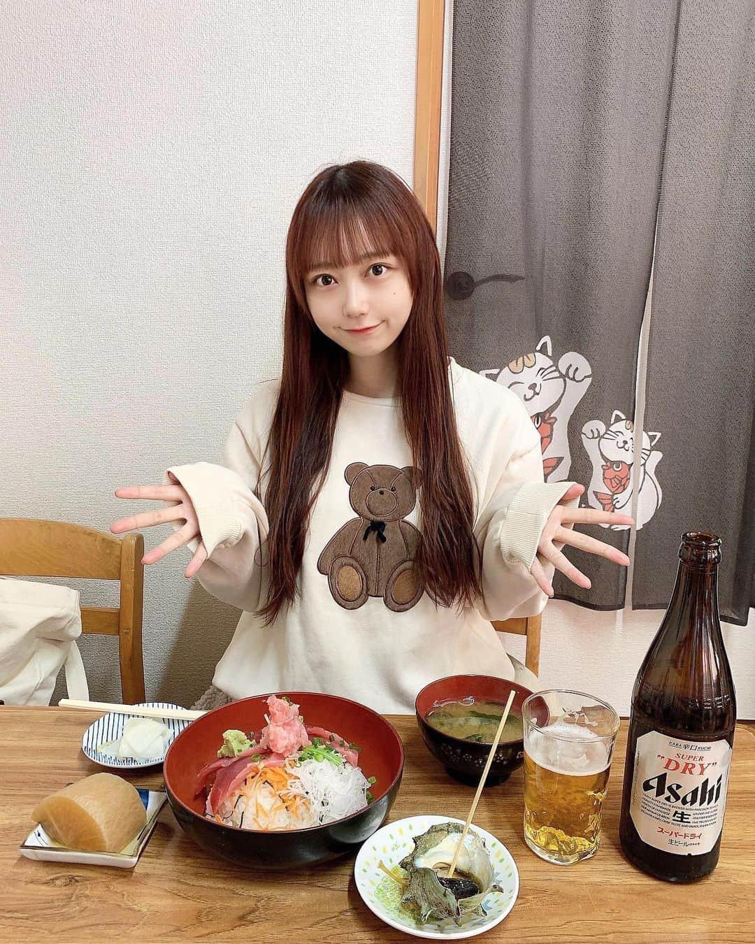 大盛真歩さんのインスタグラム写真 - (大盛真歩Instagram)「🐟♡♡  城ヶ島のマグロ最高でした🙏🏻   #城ヶ島  #マグロ  #マグロ丼  #島へ  #島  #旅  #エッセイ  #instagood  #instadaily  #photo  #island」1月30日 23時01分 - maho_usagi