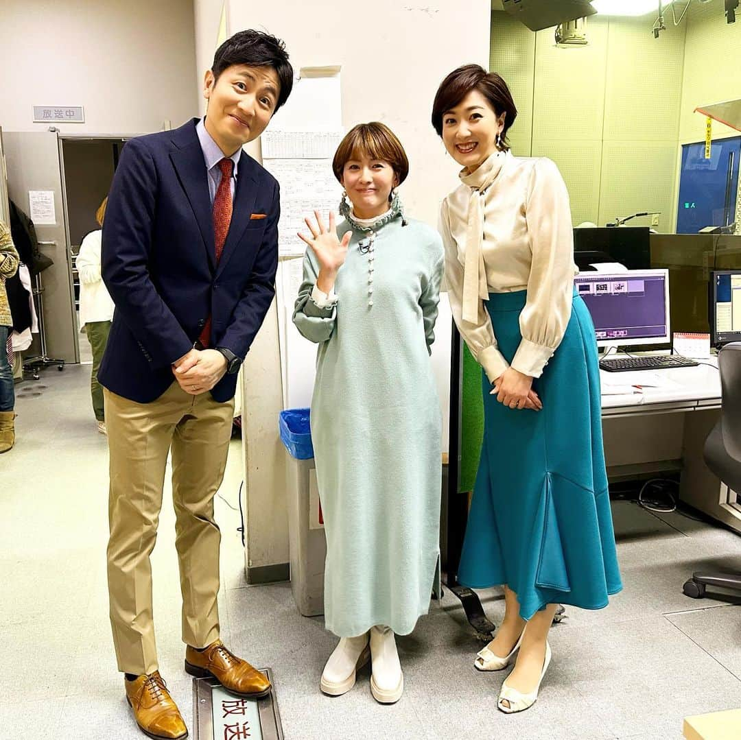 池尻和佳子さんのインスタグラム写真 - (池尻和佳子Instagram)「1月も今日で終わり。早いですね！明日からまた4000品目値上げという話題。コンビニでは「盛りすぎ！チャレンジ」というお得なキャンペーンが始まりますよ。」1月31日 15時30分 - wakako_ikejiri_rkb