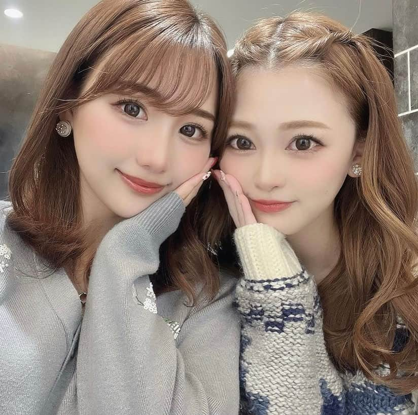 美女美容事情さんのインスタグラム写真 - (美女美容事情Instagram)「《素敵な美女2人組😍💖》⁠ *⠀⠀⠀⠀⠀⠀⁠⠀⁠⠀⁠⠀⁠⠀⁠ 今回ご紹介させて頂きますのは!!👀❤️⁠⠀⁠⠀⁠⠀⁠⠀⁠ ୨୧かとこ୨୧さん<@katoco0326>、てぃーさん<@rinatea_25> の素敵なお写真📸⠀⁠⠀⁠⠀⁠ *⠀⁠ かわいい素敵な2人組でランチ🍰✨ 透明感があり見惚れてしまいますね☺️💓⠀⠀⠀⁠⠀⁠⠀⁠⠀⁠⠀⁠ *⠀⁠⠀⁠⠀⁠⠀⁠⠀⁠ ୨୧かとこ୨୧さん<@katoco0326>、てぃーさん<@rinatea_25> 素敵な投稿をありがとうございました☺️📸✨⠀⁠ ୨୧かとこ୨୧さん、てぃーさんのアカウントには他にも素晴らしい投稿が沢山ありますので是非覗いてみてくださいね💁‍♀️💙⁠ ⁠ ⠀⠀⁠⠀⁠⠀⁠⠀⁠ △▼△▼△▼△▼△▼△▼△▼△▼△▼ ⁠⠀⁠⠀⁠⠀⁠ ❤️🧡💛「ビジョビ (美女美容事情)」💚💙💜⠀⠀⠀⠀⠀⠀⠀⠀⠀⠀⠀⠀⠀⠀⁠⠀⁠⠀⁠⠀⁠⠀⁠⠀⁠ 👇掲載ご希望の方は👇⠀⠀⠀⠀⠀⠀⠀⠀⠀⠀⠀⠀⠀⠀⠀⁠⠀⁠⠀⁠⠀⁠⠀⁠⠀⁠ @b_b_j.jタグ付けと🖤 #ビジョビ ⁠⠀⁠ 🖤タグ付けお願いします⠀⠀⠀⠀⠀⠀⠀⠀⠀⠀⠀⠀⠀⠀⠀⁠⠀⁠⠀⁠⠀⁠⠀⁠⠀⁠ △▼△▼△▼△▼△▼△▼△▼△▼△▼ ⁠⠀⁠ #美女#美人#カフェ#ランチ #透明感#ヘアスタイル#お洒落 #インスタ美女#インスタ美人」1月31日 17時43分 - b_b_j.j