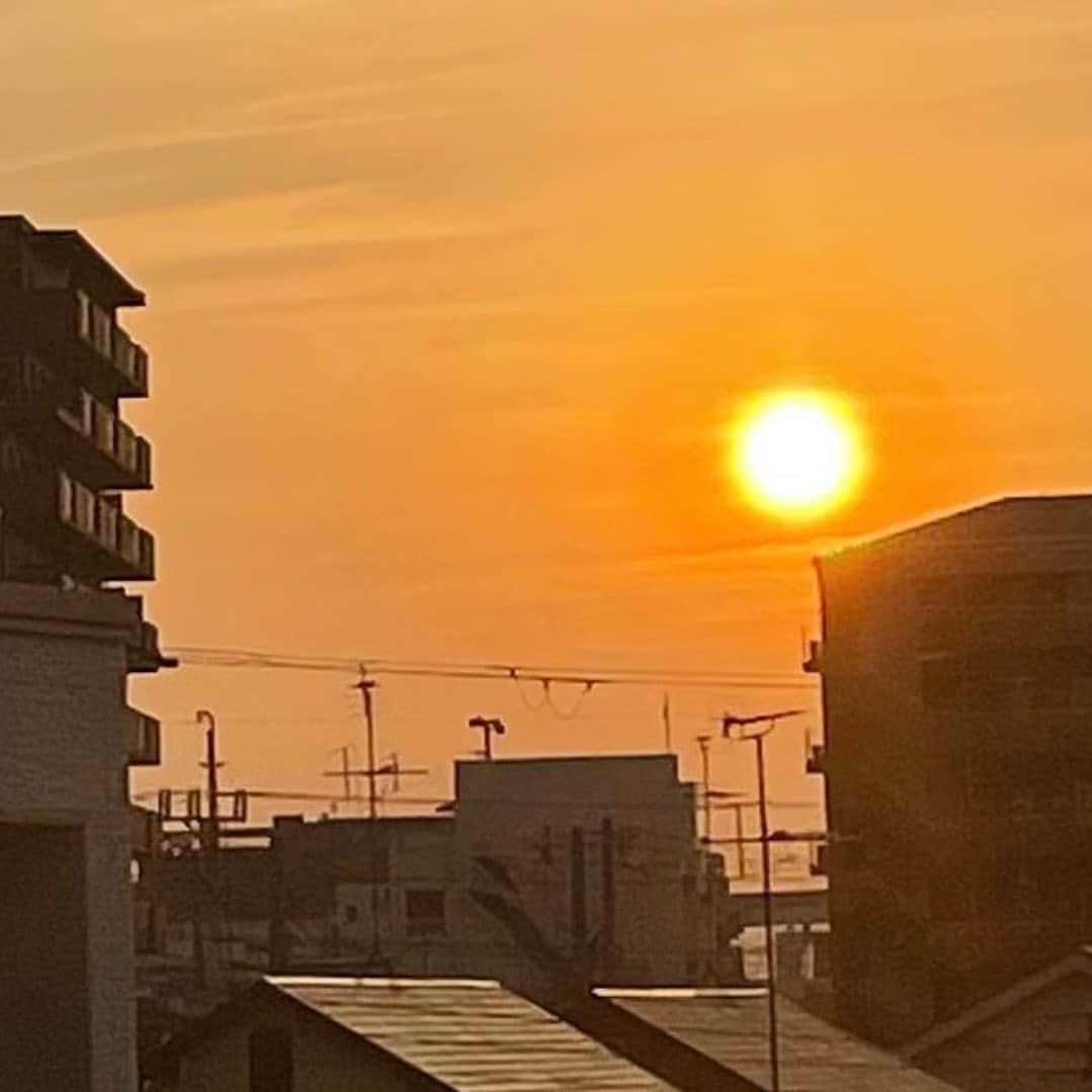 早川優衣さんのインスタグラム写真 - (早川優衣Instagram)「📣📣📣 この度、セント・フォースZONE ( @centforce.official )に所属させていただくことになりました！ このようなとっても嬉しい報告ができるのは、いつも応援して下さる皆さんのおかげです。 本当にありがとうございます！  好きな空の写真をちょっと☁️ 毎日違う素敵な姿を見せてくれる空みたいに、私も色んな姿をお見せできるように一生懸命頑張ります🫧🥰 応援していただけると嬉しいです。宜しくお願いします☺️ : #セントフォース #セントフォースZONE #centforce #MPandC @mpandc_official」2月1日 12時10分 - yui_hayakawa
