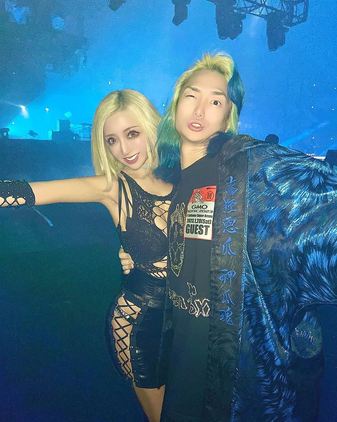 はるたむさんのインスタグラム写真 - (はるたむInstagram)「GMO sonic🔥 @marshmello Back stage🎧  DJ社長とみんなで 楽しすぎた🫶💕 @djshacho_candyfoxx   #フェス　#gmo #gmosonic  #gmosonic2023  #marshmello  #marshmellomusic  #marshmellofans  #festival  #レペゼン　#dj社長」2月1日 20時23分 - harutamu02