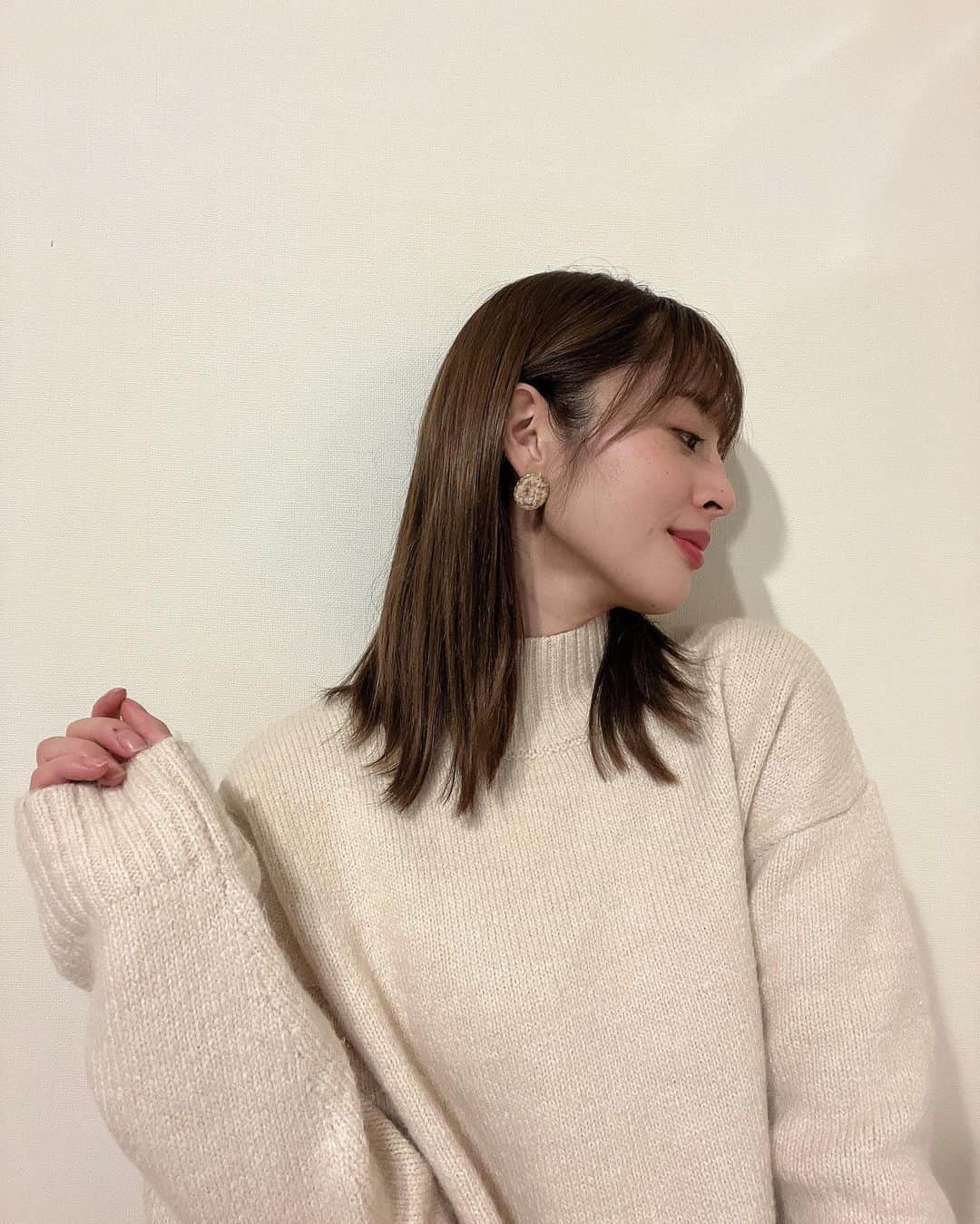 神部美咲さんのインスタグラム写真 - (神部美咲Instagram)「前髪切ってもらったーー🥰  #前髪」2月1日 20時40分 - jimbu_misaki