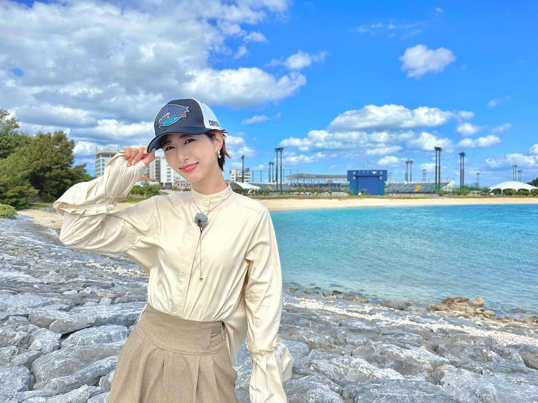 海老原優香さんのインスタグラム写真 - (海老原優香Instagram)「プロ野球沖縄キャンプ取材に初めて行ってきました✈️  ヤクルトから日ハムのキャンプ地へ弾丸取材！  この時期でも上着がいらないくらいポカポカ陽気でした🌈  #日本ハムファイターズ#日ハム #ヤクルトスワローズ#ヤクルト #沖縄#名護#波の上ビーチ」2月4日 20時23分 - ebioffi