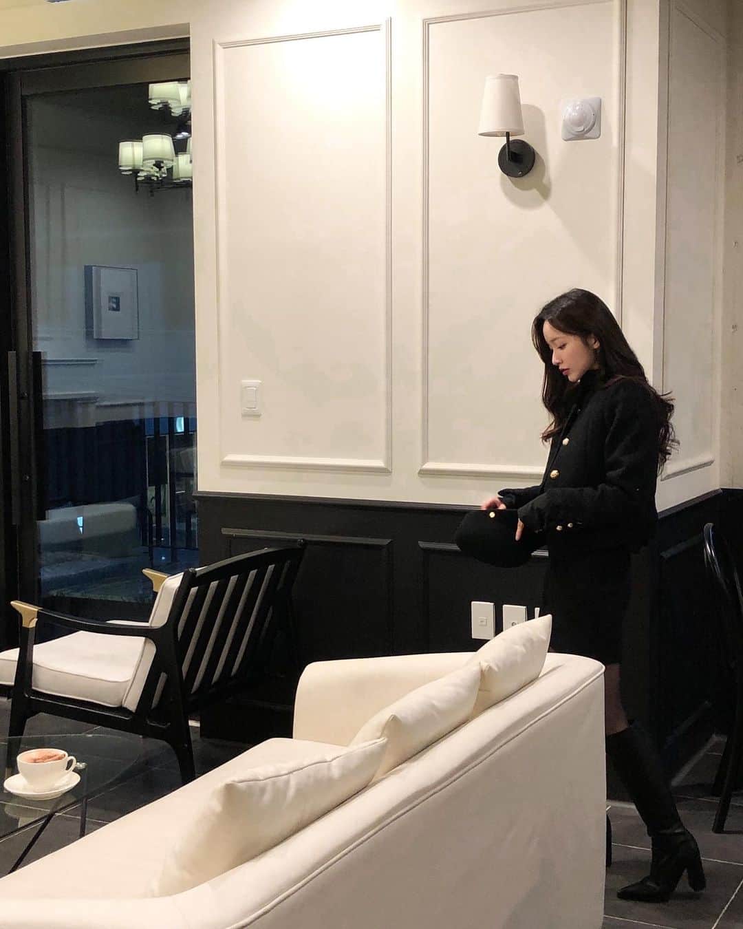 キム・ナヒさんのインスタグラム写真 - (キム・ナヒInstagram)「깜장이👀🖤」2月5日 22時23分 - knhs2