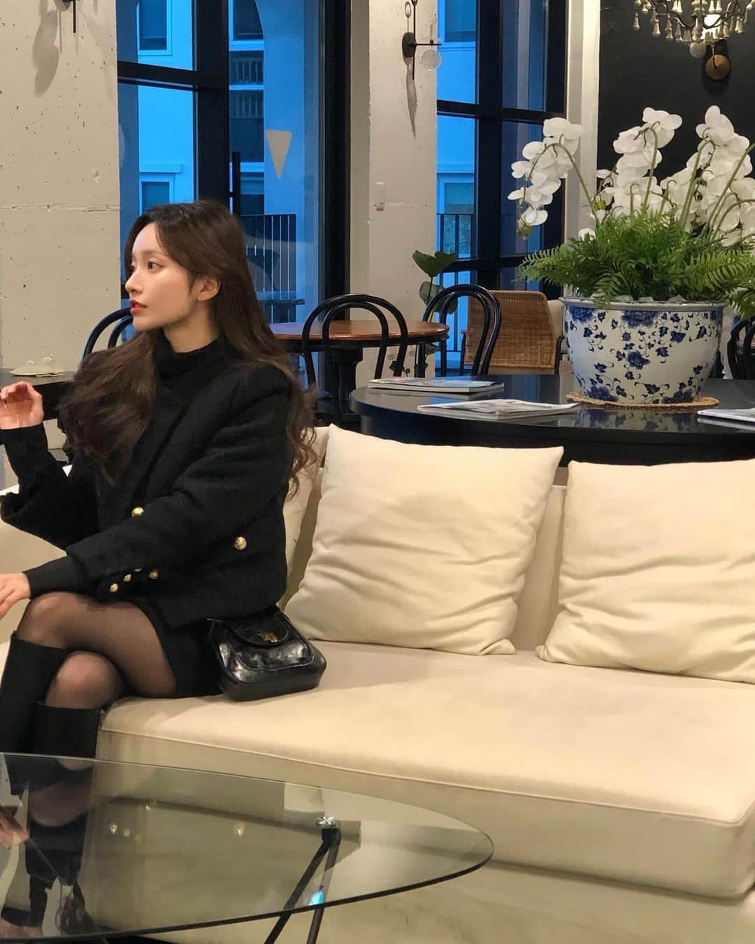 キム・ナヒさんのインスタグラム写真 - (キム・ナヒInstagram)「깜장이👀🖤」2月5日 22時23分 - knhs2