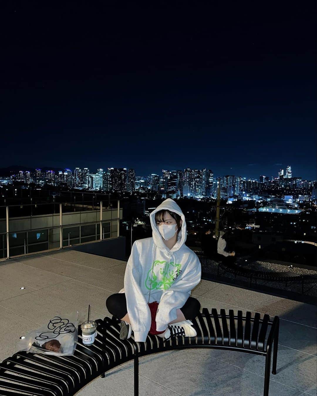 RIKAさんのインスタグラム写真 - (RIKAInstagram)「アカウント使えなかった期間の投稿 ぜんぶこっちに動かしたいわけ👵🏻 Photo by @channaopp 🐻  #韓国 #20230922~」2月6日 1時35分 - fromrika