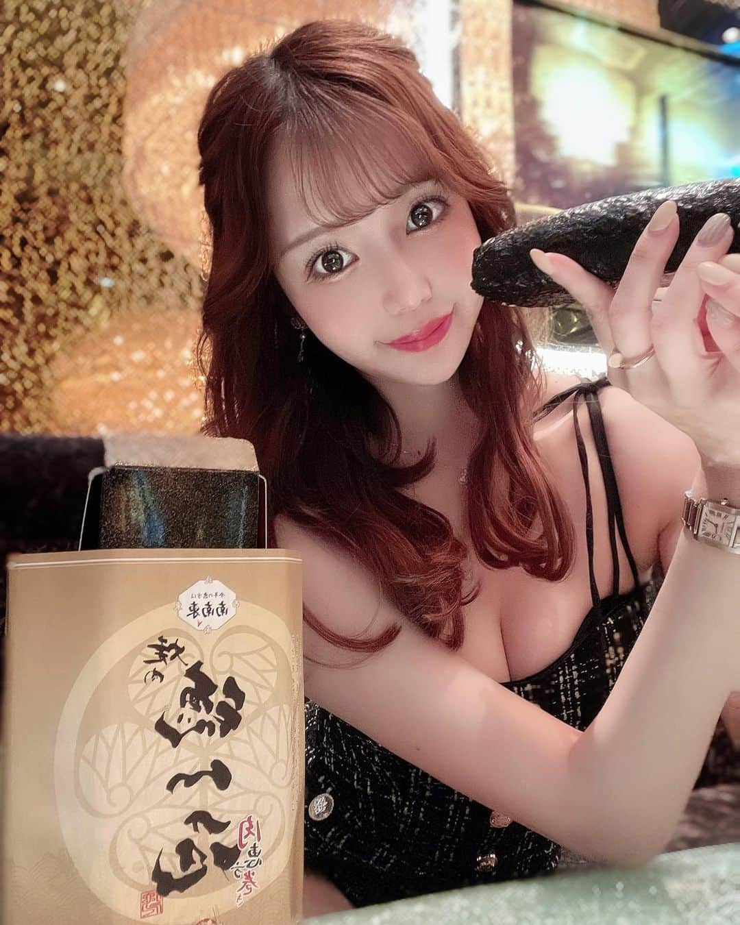 桜木せりなさんのインスタグラム写真 - (桜木せりなInstagram)「みんな恵方巻き食べた？🍣  #節分 #恵方巻き #南南東 #徳川苑  #名古屋 #錦 #錦3 #salondegold  #サロンドゴールド #キャバクラ #いいね #instalike #맞팔　#좋아요」2月6日 19時02分 - serina__gold