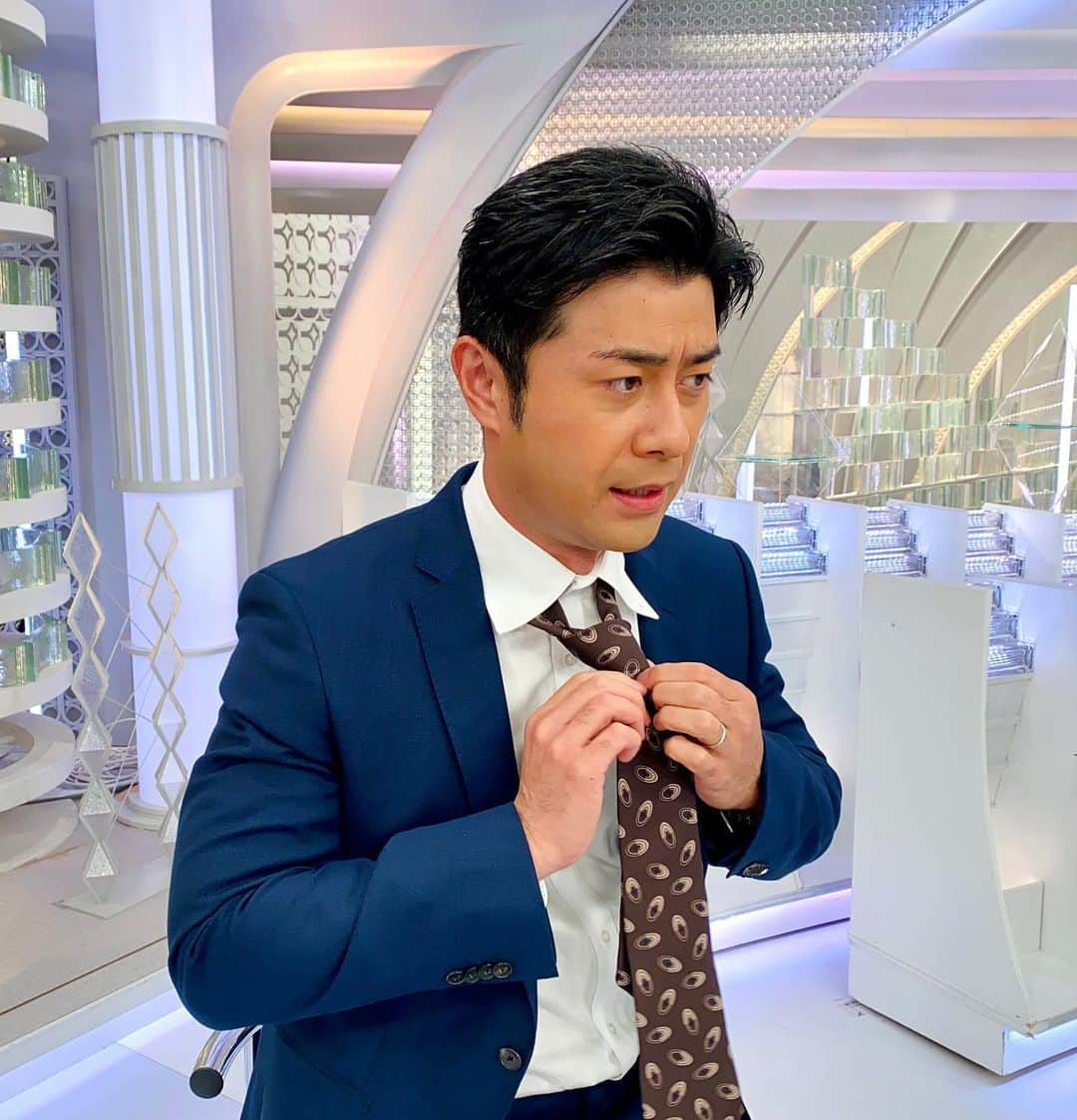 フジテレビ「プライムニュース イブニング」さんのインスタグラム写真 - (フジテレビ「プライムニュース イブニング」Instagram)「#イット ！放送中です   ●厳戒移送劇“ #ルフィ ”の表情は？ ●#消毒アルコール に火…動画が物議 ●#韓国 「 #ノーマスク 」から1週間 ある場所に日本人殺到ウラ側 ●個性あふれる #ご当地スーパー の魅力を徹底調査！ 売り切れるまで続く値下げ＆絶品メンチに大行列   #榎並大二郎 @enami_daijiro #宮司愛海 @manami_miyaji   #木村拓也 @takuya.kimura0801   #梅津弥英子 @yaeko.umezu   #宮家邦彦   #ガチャピン @gachapin_official #竹俣紅 @benitakemata_official   #山本賢太 @yamamoto_kenta.yamaken #フジテレビ #アナウンサー 公式HP：https://www.fujitv.co.jp/livenews_it/ FNNプライムオンライン：https://www.fnn.jp/」2月7日 15時52分 - livenews_it