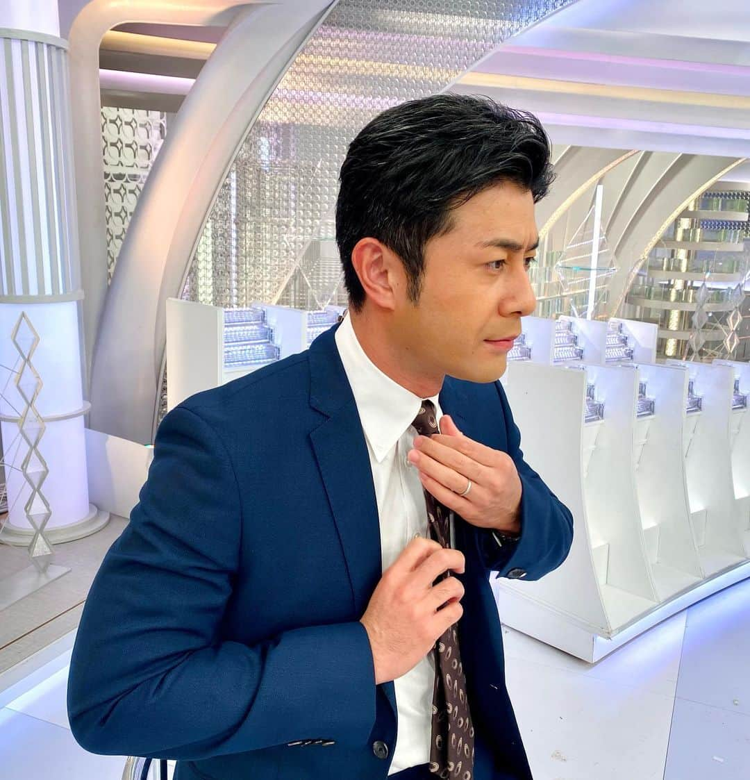 フジテレビ「プライムニュース イブニング」さんのインスタグラム写真 - (フジテレビ「プライムニュース イブニング」Instagram)「#イット ！放送中です   ●厳戒移送劇“ #ルフィ ”の表情は？ ●#消毒アルコール に火…動画が物議 ●#韓国 「 #ノーマスク 」から1週間 ある場所に日本人殺到ウラ側 ●個性あふれる #ご当地スーパー の魅力を徹底調査！ 売り切れるまで続く値下げ＆絶品メンチに大行列   #榎並大二郎 @enami_daijiro #宮司愛海 @manami_miyaji   #木村拓也 @takuya.kimura0801   #梅津弥英子 @yaeko.umezu   #宮家邦彦   #ガチャピン @gachapin_official #竹俣紅 @benitakemata_official   #山本賢太 @yamamoto_kenta.yamaken #フジテレビ #アナウンサー 公式HP：https://www.fujitv.co.jp/livenews_it/ FNNプライムオンライン：https://www.fnn.jp/」2月7日 15時52分 - livenews_it