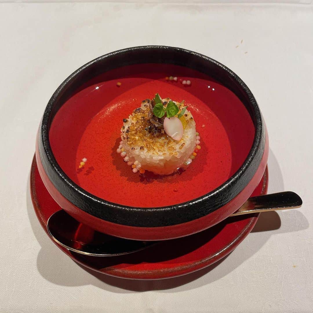 airiさんのインスタグラム写真 - (airiInstagram)「． 紹介してもらった京都の創作フレンチ🍽 全部おいしいし個室の雰囲気最高だった🫶🏻  愛しのりかちゃん誕生日おめでとう🫶🏻💘 すくすく育っておくれ🥹  #京都グルメ#京都ディナー#京都旅行#京都観光」2月7日 18時26分 - air129r