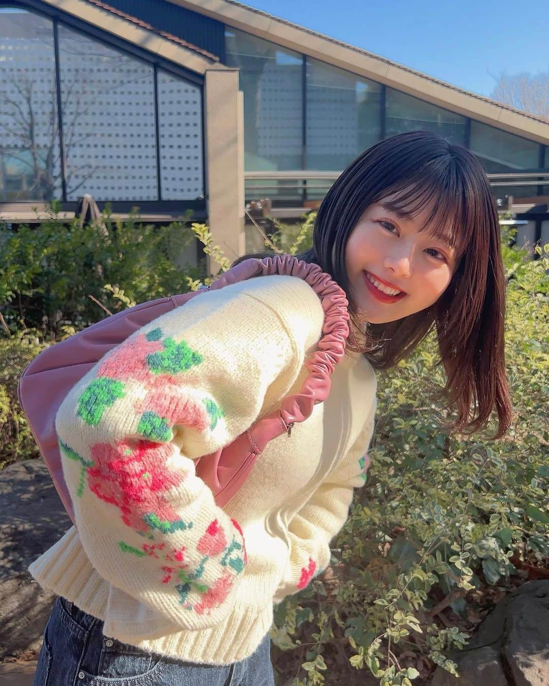 にたまごさんのインスタグラム写真 - (にたまごInstagram)「朝活Day🐓🌷🌸 ⁡ 早起きは1日が充実していい気持ち🌞 ⁡ 3日坊主にならないように続けたい👨🏻‍🦲（笑）  knit @furfur_official  pants @olu.myself  shoes @newbalance  ⁡ 𓂃𓂃𓂃𓂃𓂃𓂃𓂃𓂃𓂃𓂃 #朝活 #朝活カフェ #カフェ  #カフェ活 #低身長コーデ  #チビコーデ #150cmコーデ」2月7日 19時20分 - __nitamago__