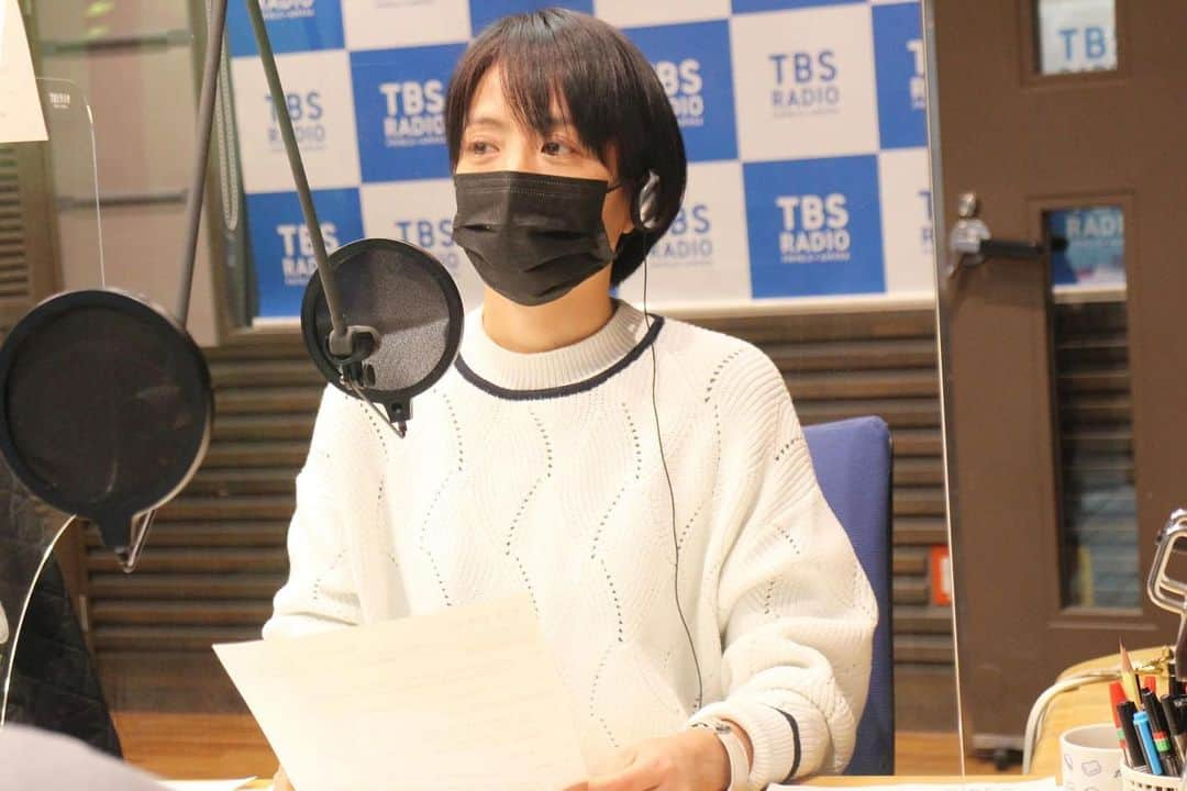 TBSラジオ「たまむすび」さんのインスタグラム写真 - (TBSラジオ「たまむすび」Instagram)「＼水曜のハイライト／  コナンやホームズ、 金田一耕助ばりの推理を見せる、 名探偵・博多大吉。 土曜日のアリバイは… お見事！んでもって、 一之輔さんおめでとうございます！  #tama954 #たまむすび #赤江珠緒 #博多大吉 #伊沢拓司 #そんなことよりモンダイです #おもしろい大人 #Twitterのフォローもよろしくです」2月8日 22時50分 - tamamusubi905954