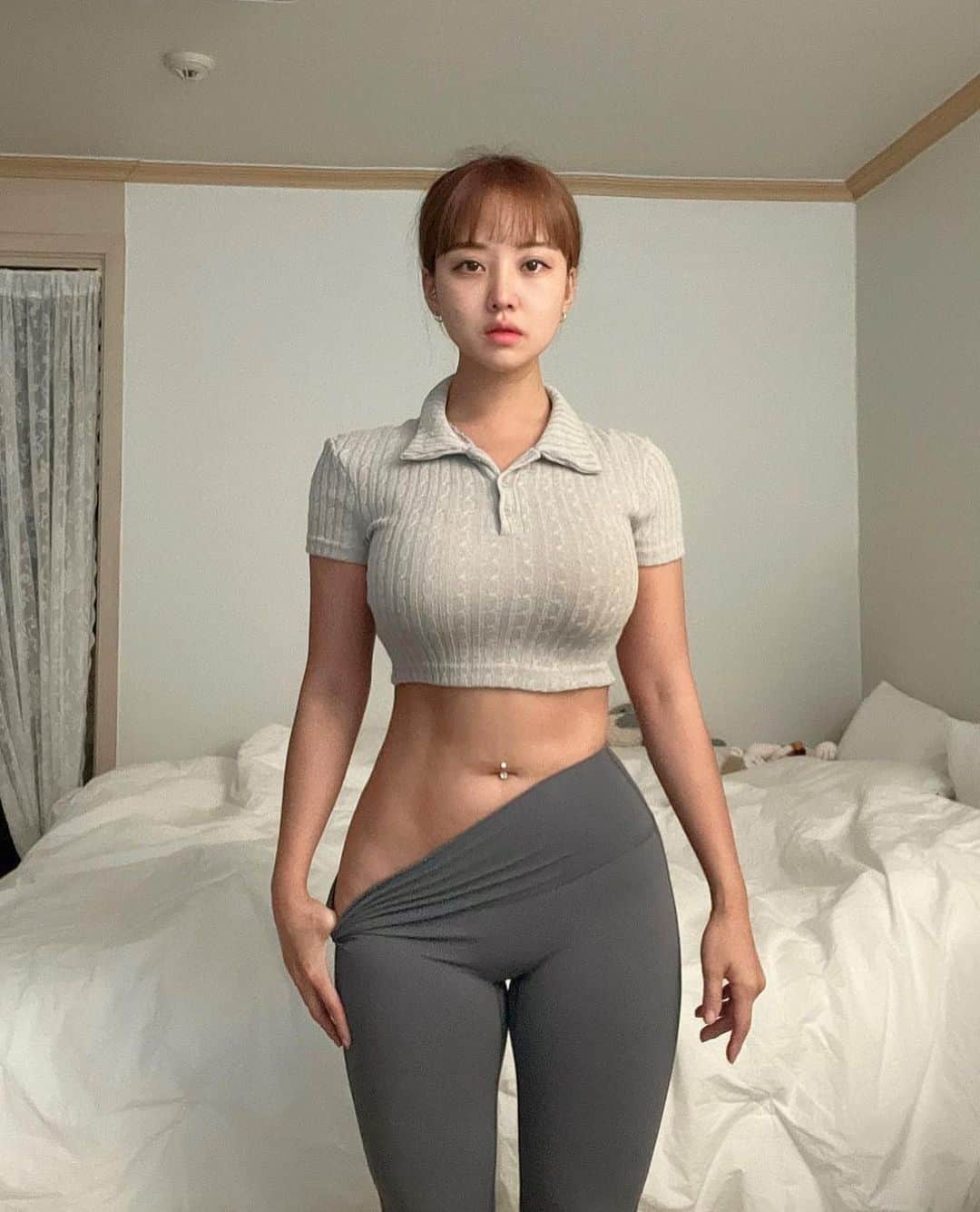 BodyON Koreaさんのインスタグラム写真 - (BodyON KoreaInstagram)「🔥생각과 삶이 멋진 #운동 피플들을 바디온코리아는 응원합니다! | | wow pilajiyu👍😎💕 | | 🍀자신 or 주변 지인 중에 짐패션 핫피플 계시면 DM 보내주세요📩 | | #필라네스강사 #diet #trainer #필라테스 #fit #girl #selfie #model #abs #운동복 #셀피 #일상 #거울샷#instagood #브라탑 #healthy #눈바디 #fitness #얼짱 #몸짱 #body #몸스타그램 #바디스타그램 #모델#국내여행 #다이어터 #헬스 #여행에미치다 #pilates」2月9日 12時02分 - bodyonkorea
