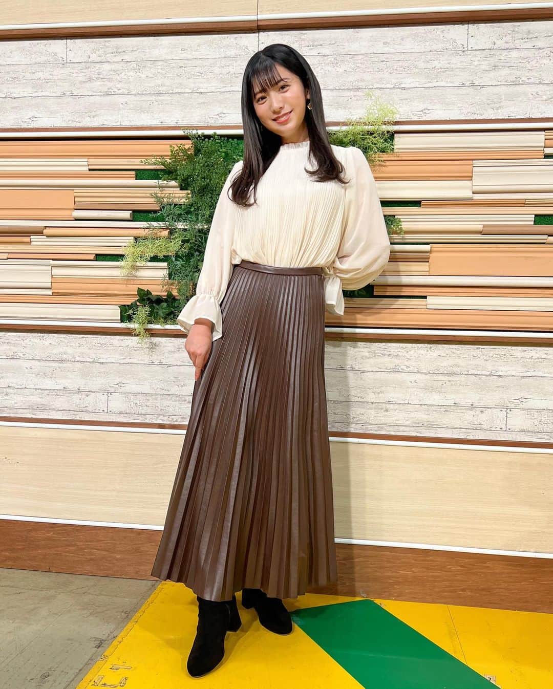 白戸ゆめのさんのインスタグラム写真 - (白戸ゆめのInstagram)「👗  #東京インフォメーション #衣装」2月9日 21時51分 - yumeno.s_