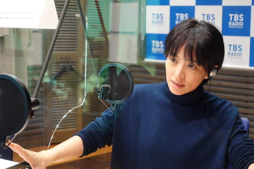 TBSラジオ「たまむすび」さんのインスタグラム写真 - (TBSラジオ「たまむすび」Instagram)「＼木曜のハイライト／  提案です！最近の滑り台。 3つのコースがあるバナナ形は、 股を打つから危ないので、 ぜひぜひ稲株の形にするべきだ！ もしくは流れ星の形にするべきだ！ いやいや、仏様の掌にするべきだ！ この提案がまず、股を打ってます！  #tama954 #たまむすび #赤江珠緒 #土屋礼央 #たかのてるこ #生きるってなに #おもしろい大人 #Twitterのフォローもよろしくです」2月9日 23時47分 - tamamusubi905954