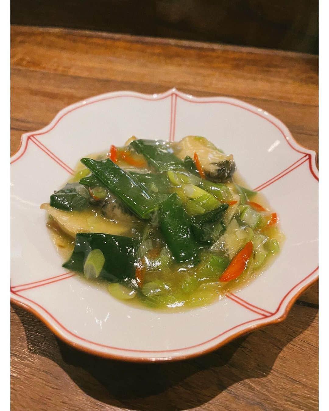 佐々木希さんのインスタグラム写真 - (佐々木希Instagram)「絢と誕生日のお祝いして頂きました♡ みんなとまったり平和な時間🕊 そして#私厨房勇 の中華料理は、優しい味わいで本当に美味しい。 可愛らしいクッキーもありがたいです🍪」2月10日 8時06分 - nozomisasaki_official
