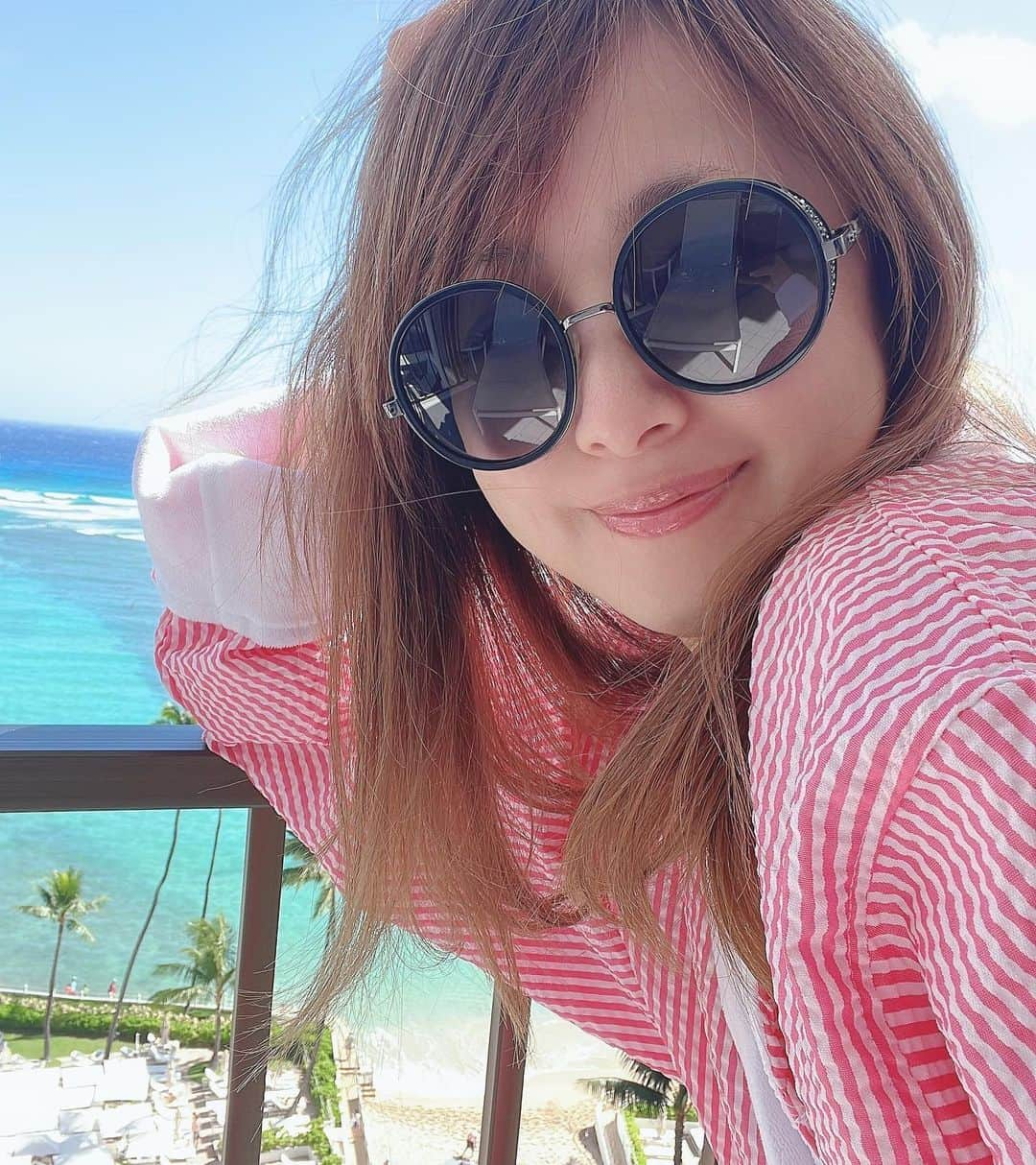 渡辺美奈代さんのインスタグラム写真 - (渡辺美奈代Instagram)「ピンクのバスローブ  #ROYAL  HAWAIIAN  HOTEL #欲しかったバスローブ #pink #ピンク好き」2月11日 8時46分 - watanabe_minayo