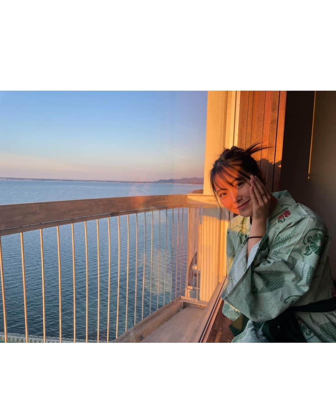 白間美瑠さんのインスタグラム写真 - (白間美瑠Instagram)「🌅🌅🌅 ・ 朝の撮影、窓開けたら素敵な景色広がってました☺️ #浜名湖 #うっとり #静岡 #浜松市」2月11日 20時19分 - shiro36run