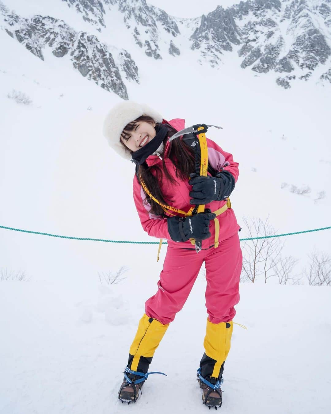 ロンモンロウさんのインスタグラム写真 - (ロンモンロウInstagram)「🏔️生活を楽しみ、いつもスマートで、いつも若い  #山登り女子  #木曾駒ヶ岳 #山登り   📷 @wufenglin1004」2月12日 18時29分 - ronmonroe_official