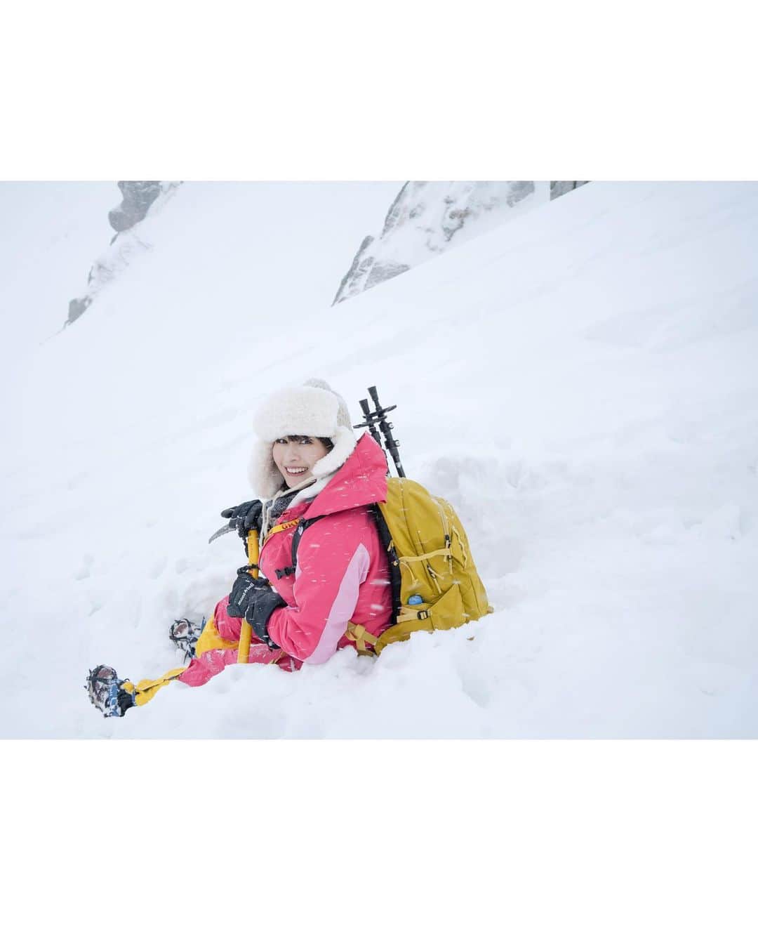 ロンモンロウさんのインスタグラム写真 - (ロンモンロウInstagram)「🏔️生活を楽しみ、いつもスマートで、いつも若い  #山登り女子  #木曾駒ヶ岳 #山登り   📷 @wufenglin1004」2月12日 18時29分 - ronmonroe_official