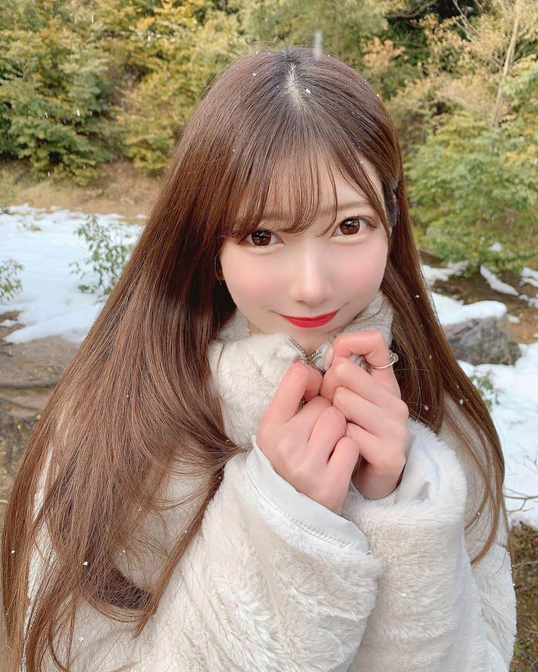 山広美保子さんのインスタグラム写真 - (山広美保子Instagram)「冬の匂いすき☃️❄️ . . . . . #冬服 #冬服コーデ #コート #京都 #京都観光 #金閣寺 #お寺 #御朱印 #スカート #ミニスカート #美脚 #ブーツ #ニット #ワンピース #タートルネック #私服 #全身コーデ #アイドル #idola #lucu #cantik #ไอดอล  #follow #フォロワー募集中 #いいね返し #乃木坂46 #ストレート #ストレートヘア  #美脚 #撮影 #ロングブーツ」2月12日 21時16分 - yamahiromihoko