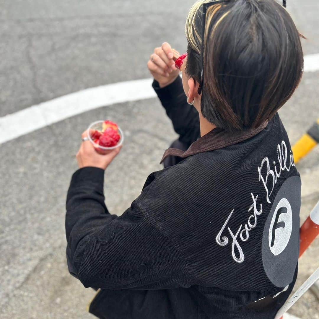 久保田燦さんのインスタグラム写真 - (久保田燦Instagram)「全国のりんご飴くいにいきたい」2月12日 22時23分 - ku_sanza08