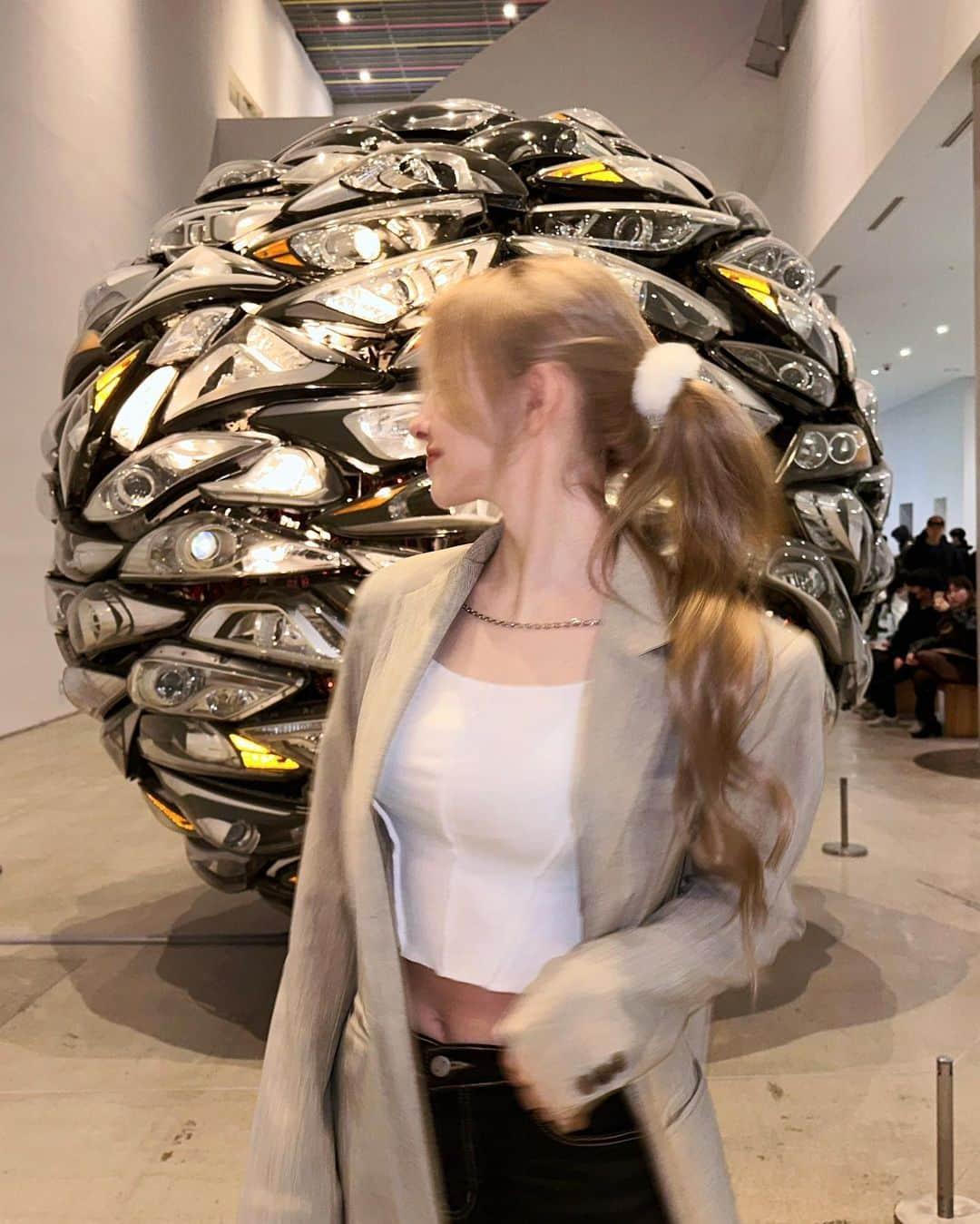 Elina 엘리나 (エリナ) さんのインスタグラム写真 - (Elina 엘리나 (エリナ) Instagram)「Do you like art museums?📺✨ 오랜만에 문화생활 총총총~」2月13日 21時26分 - elina_4_22