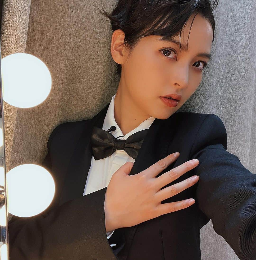 上坂すみれさんのインスタグラム写真 - (上坂すみれInstagram)「夜あそびバレンタインスペシャル〜！ まさかの男装でお送りしました(｀°ω°´)どう…だろうか…？！ 最高すぎるバニー智秋さんと！セクシーっ！！！！  #たかはし上坂と夜あそび」2月15日 14時37分 - uesaka_sumire