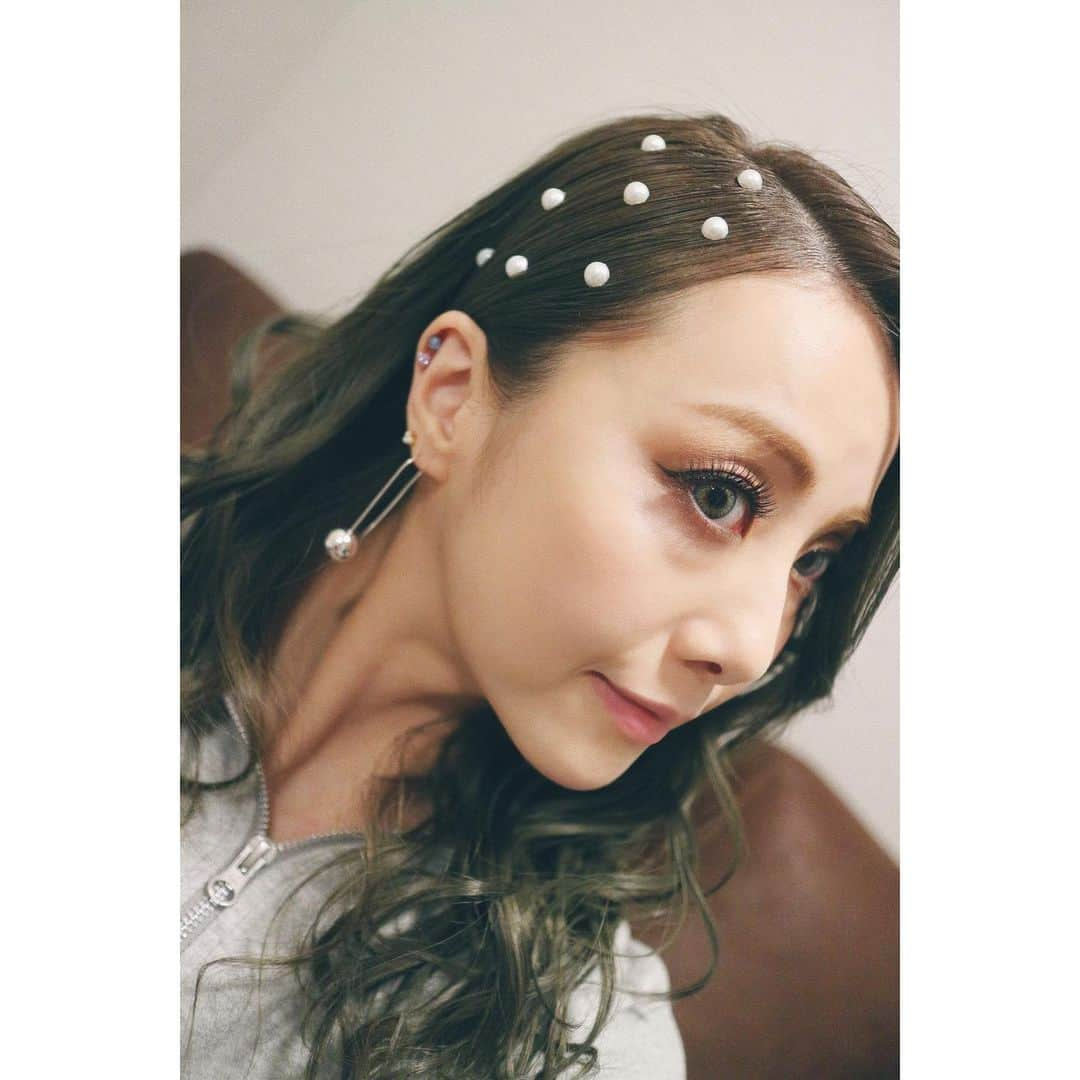 Shizukaさんのインスタグラム写真 - (ShizukaInstagram)「Dream Shizuka #myplaylist_Live vol.2 ～ S Valentine Day ～ at Billboard Live 1st. 2nd. hair arrange👸🏻 @hm.kanae.yamada   #DreamShizuka」2月15日 19時29分 - shizuka_dream06