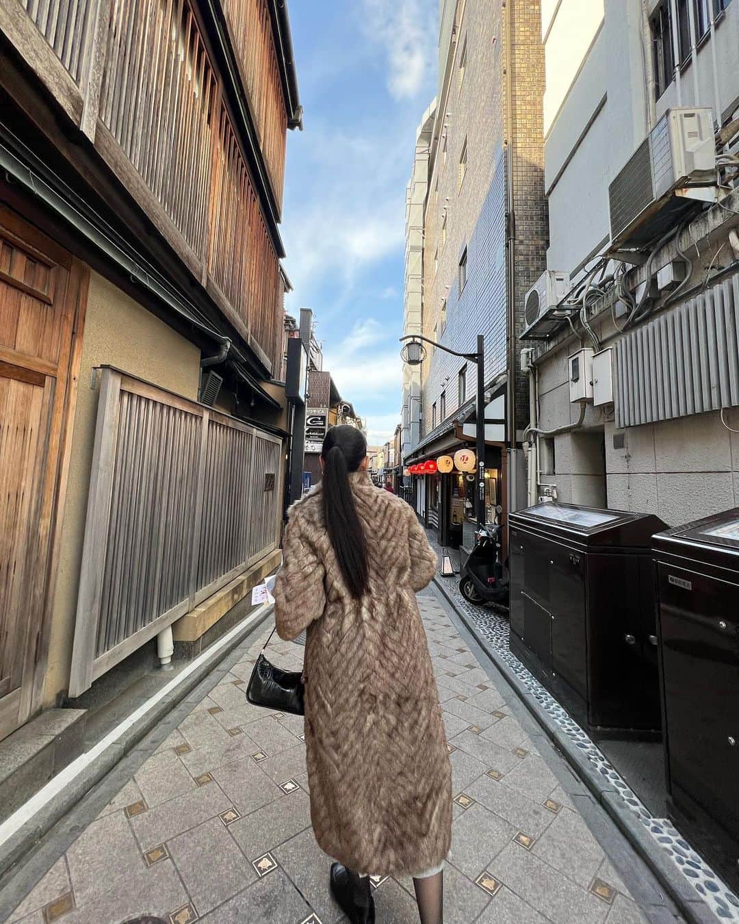 葉月さんのインスタグラム写真 - (葉月Instagram)「舞妓さんちのまかないさんで見た景色が 目の前にあった👁⛩」2月15日 20時44分 - hzk0207