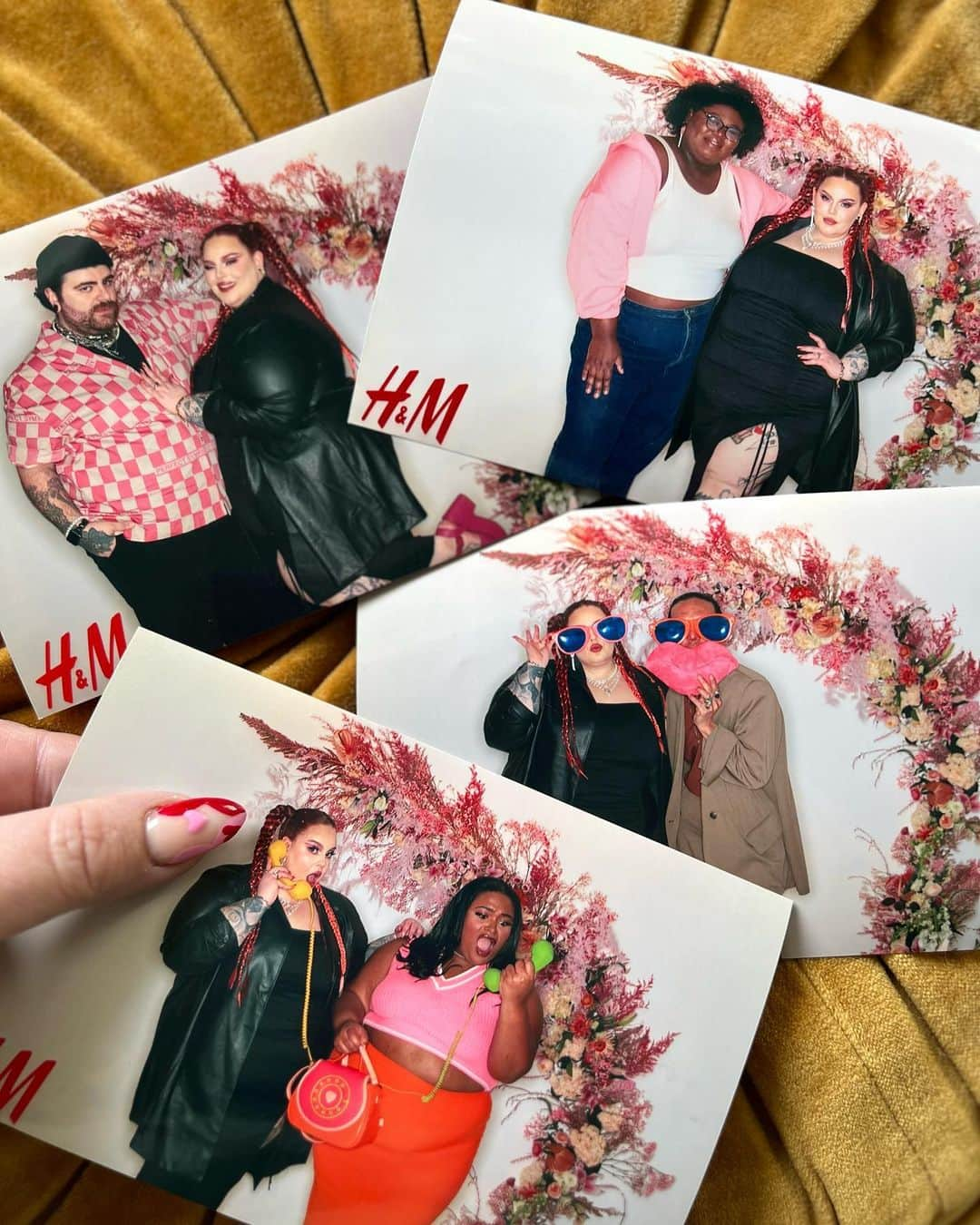 テス・ホリデーさんのインスタグラム写真 - (テス・ホリデーInstagram)「My #HMGalentines event was by far one of the best nights of my life. My friends came out to support me and celebrate @hm expanding their sizes in H&M’s studio that they built specifically to shoot plus size and diverse models. There have been so many moments in my career that I cherish and this night is going high up on my list! You could truly feel the love in the room, and looking around at all the plus size, STYLISH babes wearing a brand that most of us always dreamt of was the most rewarding feeling!   I’m gonna share a full event recap with y’all and my heart is so so full!!! 🫶💘💖🥹✨  My glam was by my babies @angelinapanelli @marianamcgrathmakeup DUH💅🏻    #plussizestyle #plussizefashion #hmxme #galentines #plussizefit #effyourbeautystandards」2月18日 3時24分 - tessholliday