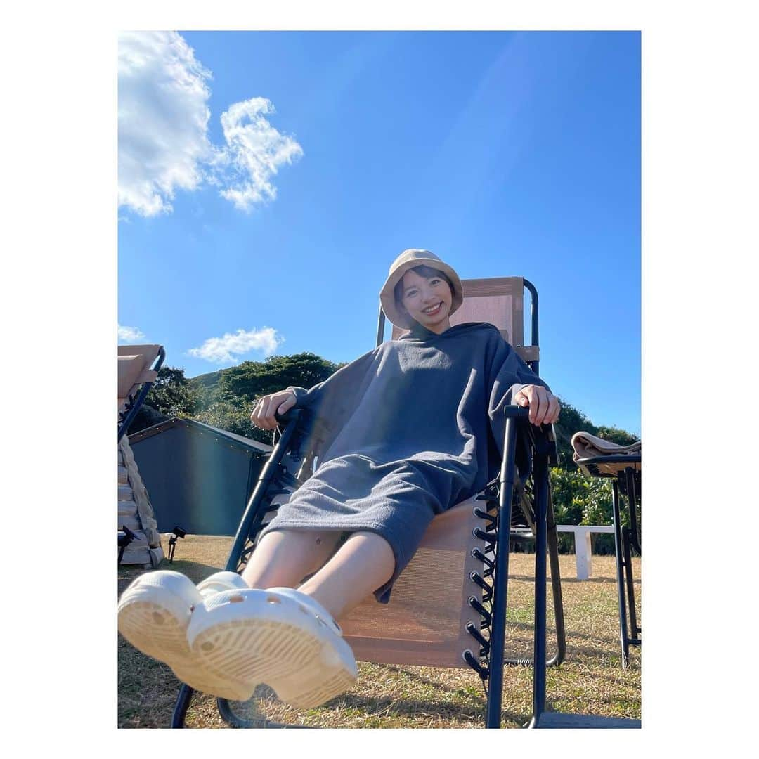 阿部芳美さんのインスタグラム写真 - (阿部芳美Instagram)「今日10:30〜ソトアソビノススメが放送🏕🔥  載せたい写真がありすぎます（笑）  キャンプ初心者でも楽しめるアウトドアに〜、 玄人キャンパーならではの楽しみ方もご紹介…🥹⭐️  阿諏訪さん西村さんの美味しすぎるキャンプ飯…🍽  かほなんさんのキャンプ術…📸  沙羅さんと私はサウナを満喫…🧖 などなど、とにかく注目ポイント盛り沢山です🤣⚠️  是非ご覧ください🤭  #西村瑞樹 さん#阿諏訪泰義 さん #沙羅 さん#かほなん さん #阿部芳美」2月18日 8時34分 - yoshimi_abe0410