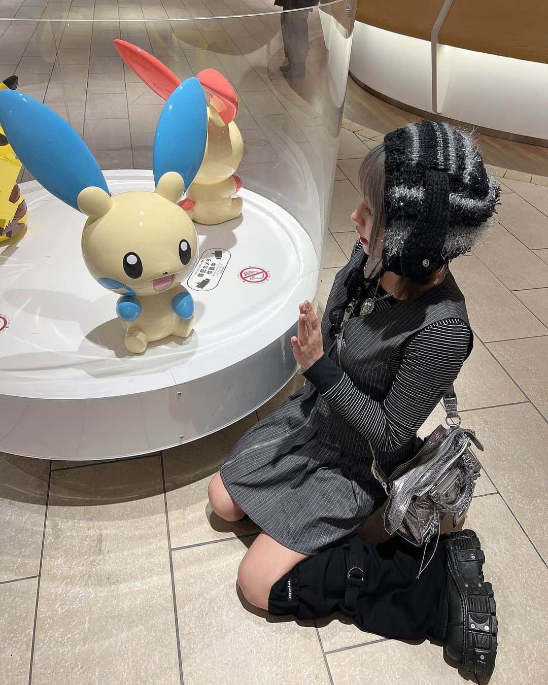 廣田あいか さんのインスタグラム写真 - (廣田あいか Instagram)「ㅤㅤㅤㅤㅤㅤㅤㅤㅤㅤㅤㅤㅤ ㅤㅤㅤㅤㅤㅤㅤㅤㅤㅤㅤㅤㅤ 推しとヲタクの距離ㅤㅤㅤㅤㅤㅤㅤㅤㅤㅤㅤㅤㅤ！ദ്ദി ߹ᯅ߹ ) ㅤㅤㅤㅤㅤㅤㅤㅤㅤㅤㅤㅤㅤ」2月19日 14時12分 - aiai0131_official