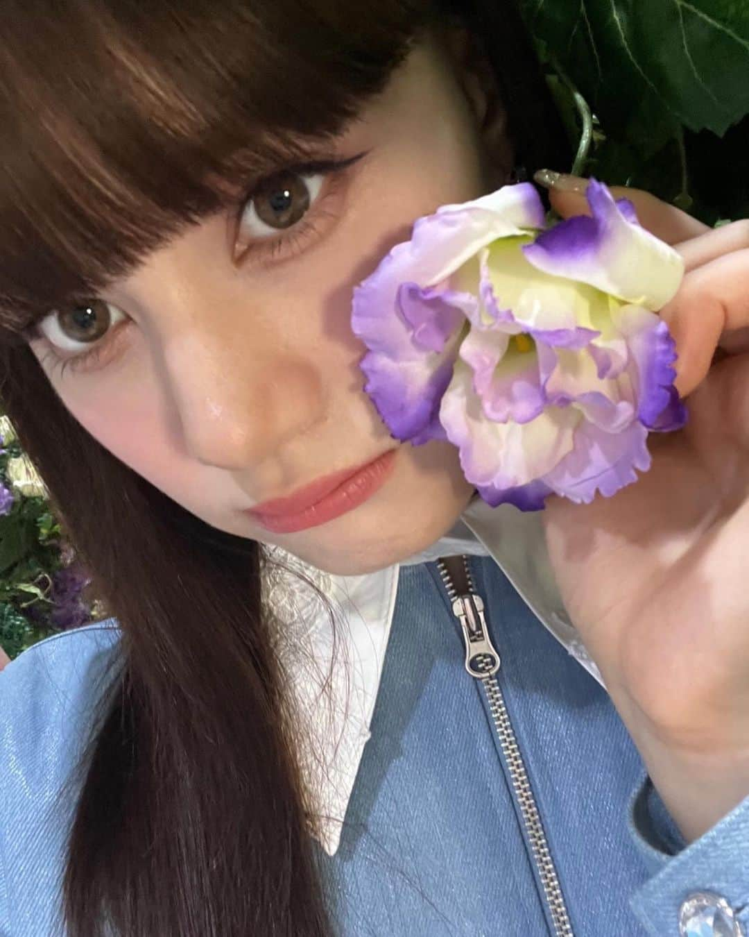 NiziUさんのインスタグラム写真 - (NiziUInstagram)「🌳⛲️🌳」2月19日 18時01分 - niziu_artist_official