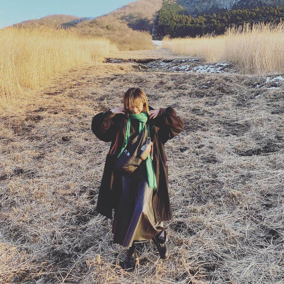 高岡早紀 さんのインスタグラム写真 - (高岡早紀 Instagram)「お休みの日、家族で箱根。 仙石原の景色がとても好き。。」2月20日 15時29分 - saki_takaoka