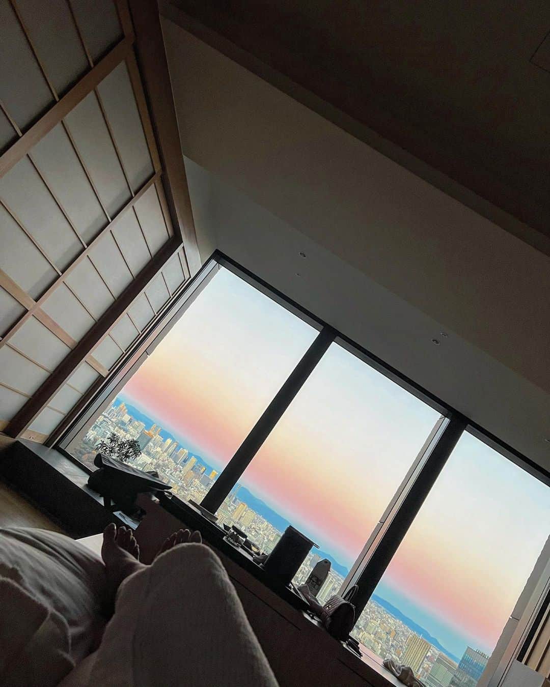 奈保さんのインスタグラム写真 - (奈保Instagram)「GM🌅 . . . . #tokyo#japan#mtfuji」2月22日 8時07分 - naho.0422