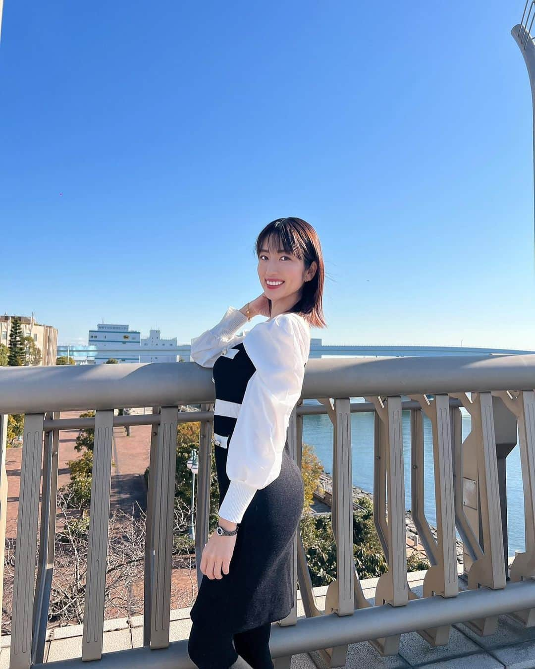 庄司ゆうこさんのインスタグラム写真 - (庄司ゆうこInstagram)「2月22日ニャンニャンニャン猫の日で39歳になりました🥰 30代最後かぁー🥺 まぁ年齢はただの数字としか思ってないので何歳になっても私は変わらずこのままでいきたいと思います✨笑 それにしても誕生日って幸せだなぁー❤️大好きな子たちに今年もたくさんお祝いしてもらってます🥂 毎日食べ過ぎてヤバい😂笑 それにしても誕生日当日はいつも快晴❣️今日も雲一つないお天気でした☀️ さぁ！30代ラストスパート、育児に仕事にプライベートに全力で楽しむよぉーっ❤️❤️❤️ #誕生日#バースデー#ニャンニャンニャン#猫の日#バースデーガール#誕生日お祝い#222#39歳#アラフォー#アラフォーママ#30代ファッション#30代ラスト」2月23日 0時51分 - yuko.shoji