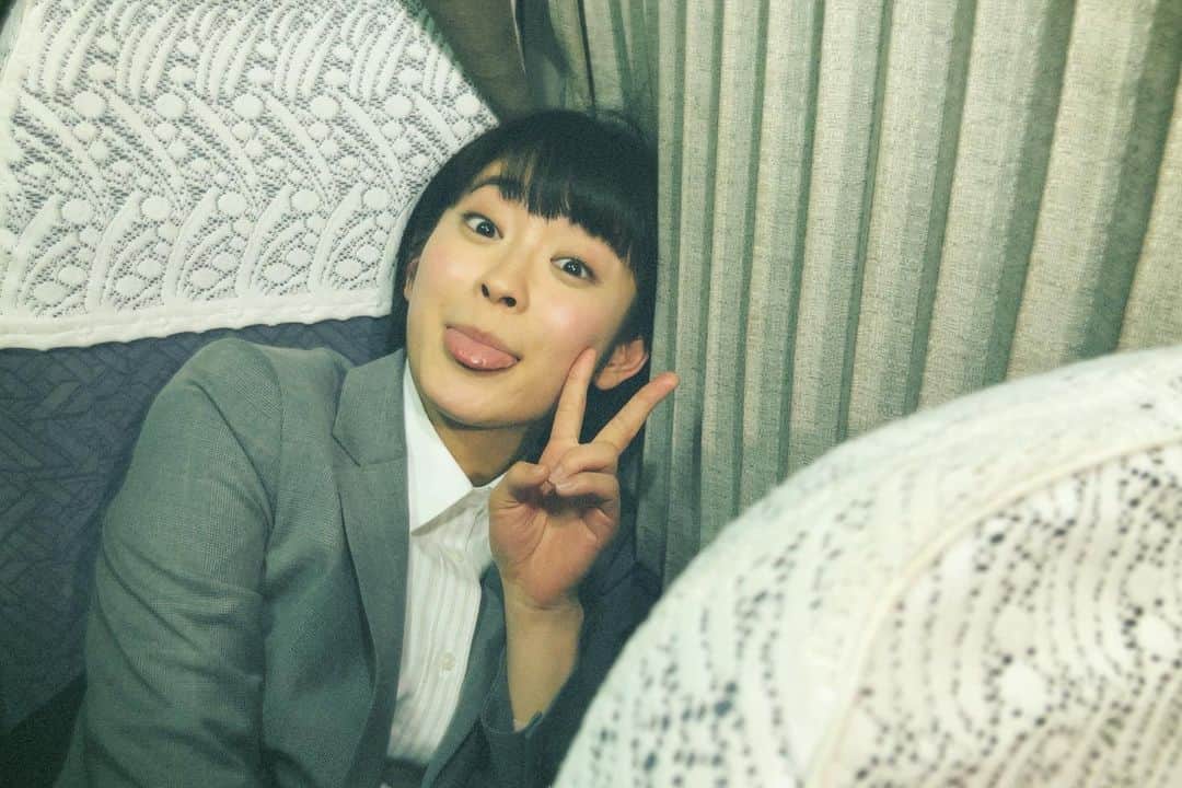 河村花さんのインスタグラム写真 - (河村花Instagram)「😬✌️」2月23日 6時32分 - hana_kawamura