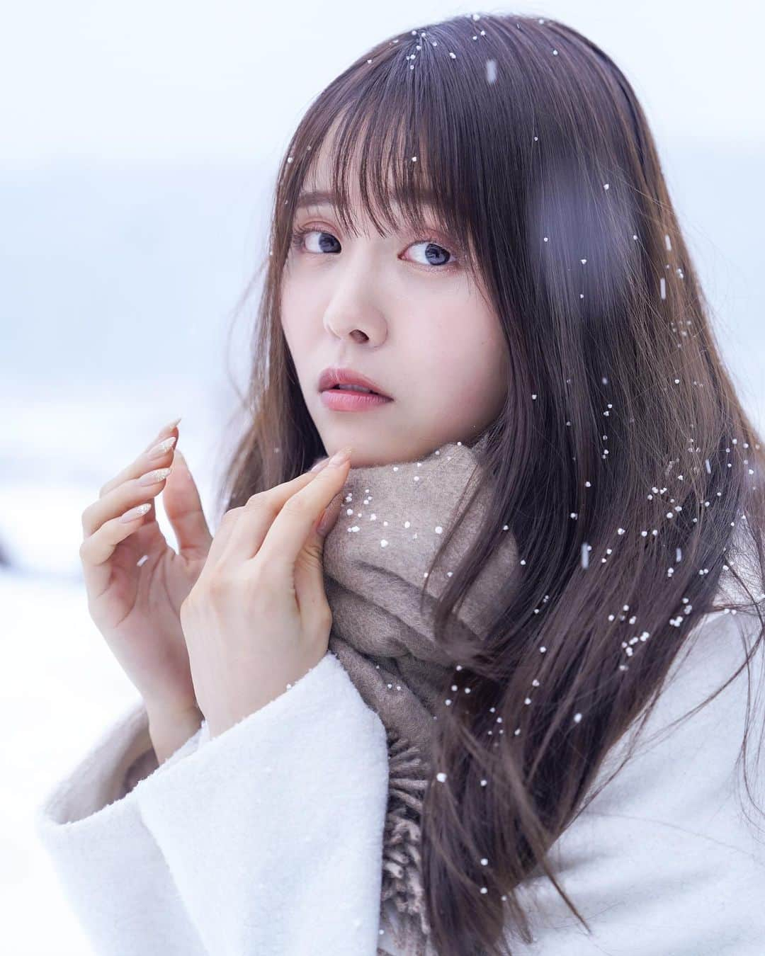 NittaSachikaさんのインスタグラム写真 - (NittaSachikaInstagram)「北陸の女なのです⛄️☃  マネージャーさんカメラが毎回すごくすごい。😳 ので、ぺたぺたと選びきれんかった🧤  そしてしれーっと出したsachatのクーポンは本日限定です✨  COUPON : MEOW2000」2月24日 16時57分 - chacch1