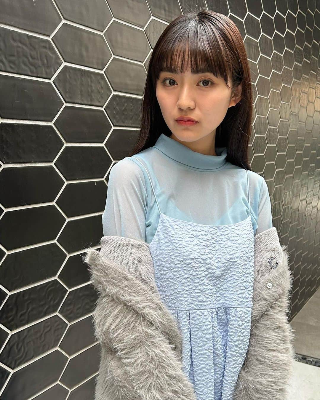 豊田留妃さんのインスタグラム写真 - (豊田留妃Instagram)「@wclosetwearsinc のキャミワンピ🥣 ライトブルーかわいすぎる🦙 爽やかな色で気分は春先取り〜  #wcloset #run_clothes #ootd」2月24日 19時18分 - runstagram_717