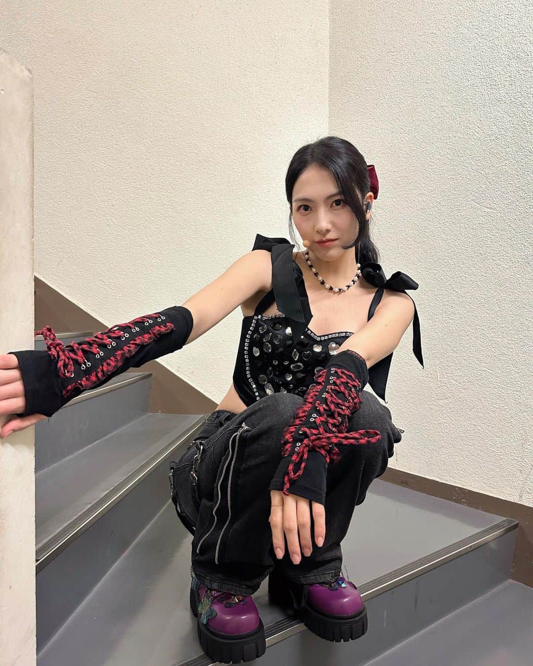 知英さんのインスタグラム写真 - (知英Instagram)「🐈‍⬛♥️👋🏻💨」2月24日 23時25分 - kkangjji_