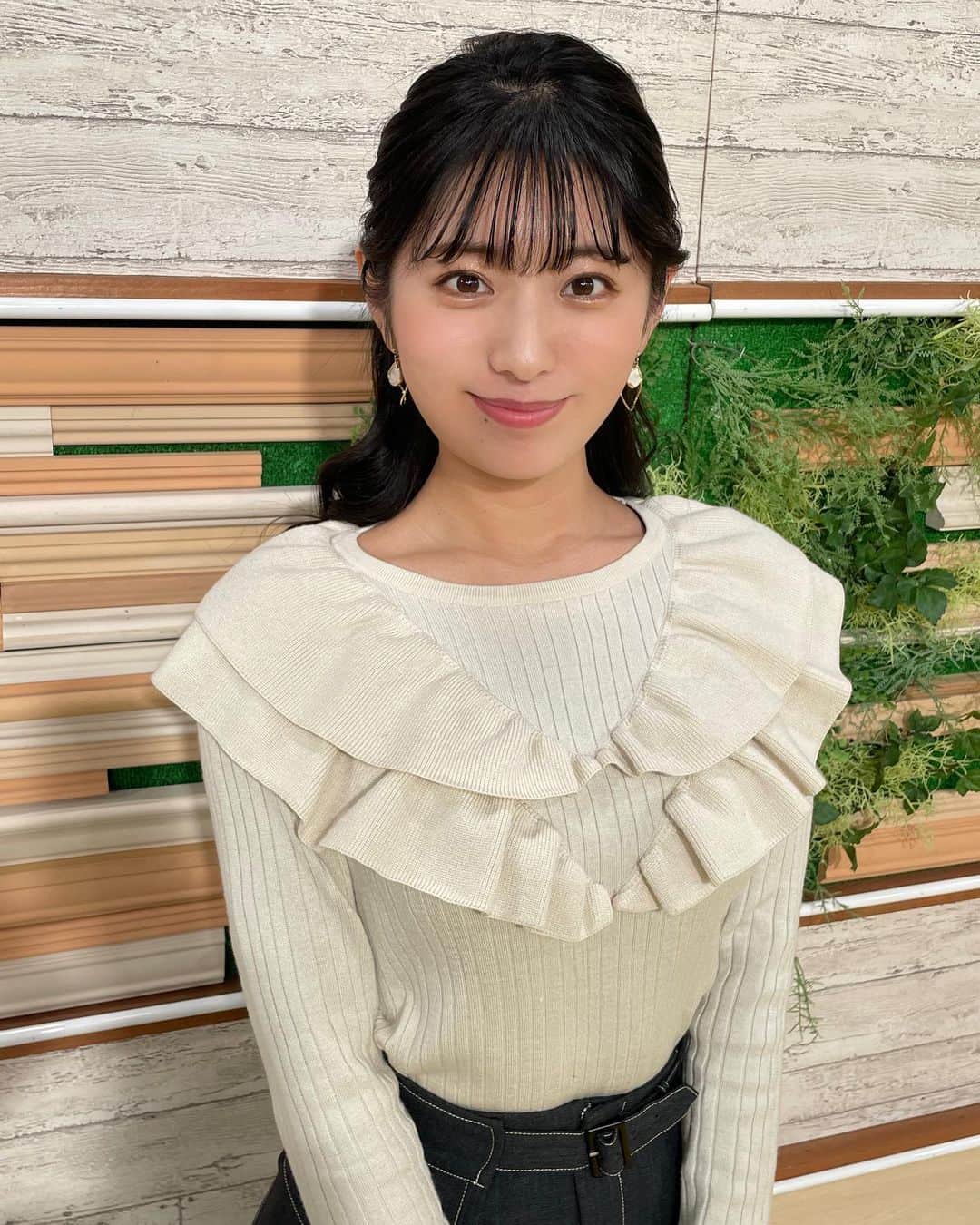 白戸ゆめのさんのインスタグラム写真 - (白戸ゆめのInstagram)「👗  #東京インフォメーション #衣装」2月25日 10時22分 - yumeno.s_