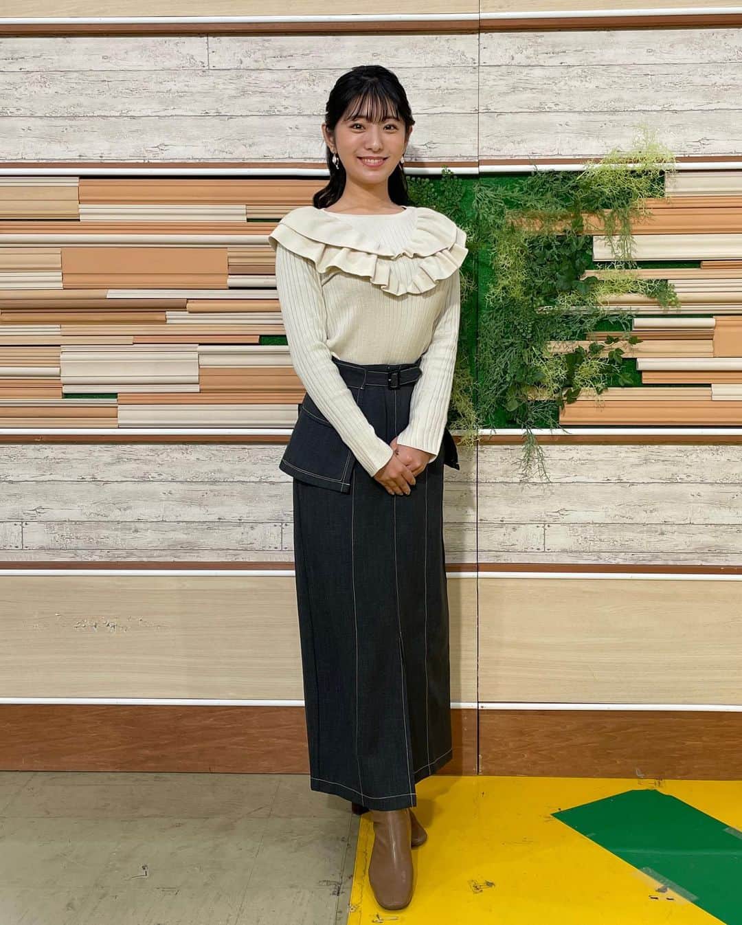 白戸ゆめのさんのインスタグラム写真 - (白戸ゆめのInstagram)「👗  #東京インフォメーション #衣装」2月25日 10時22分 - yumeno.s_