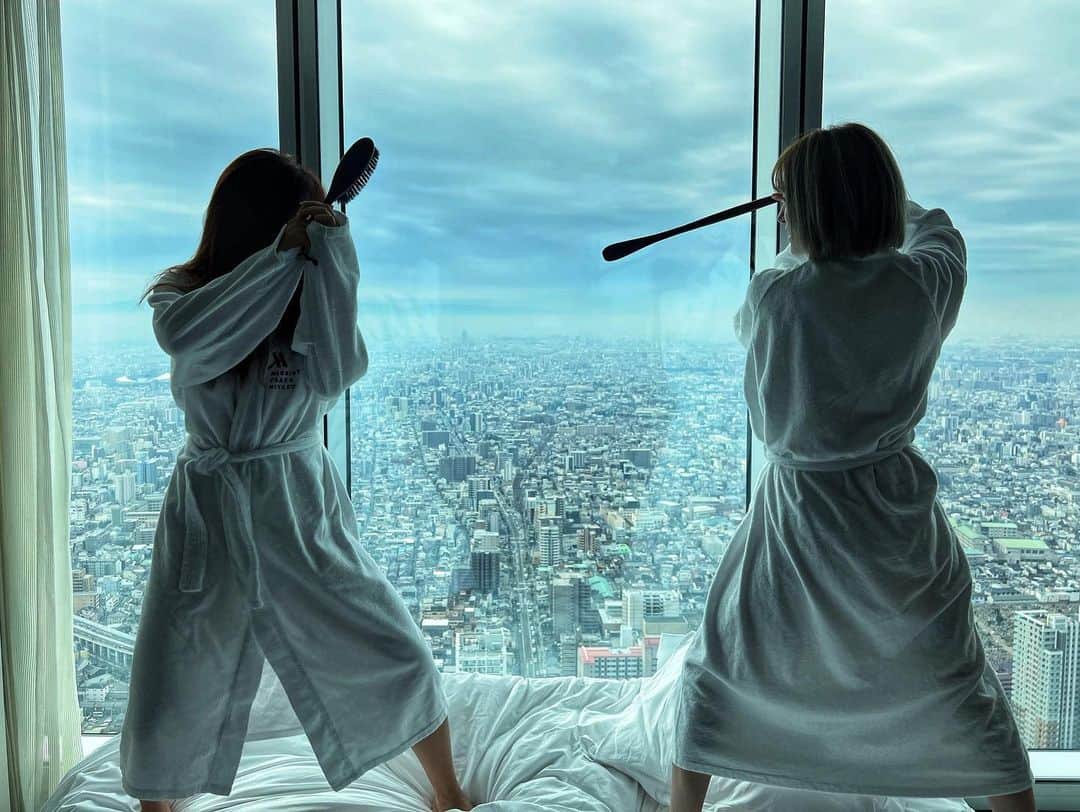  りさぶーさんのインスタグラム写真 - ( りさぶーInstagram)「先月の話ですが 53階からの眺め…絶景すぎました🚿 . @osakamarriott_miyakohotel  #あべのハルカス #大阪 #マリオットホテル #TB」2月25日 16時36分 - risa_booo