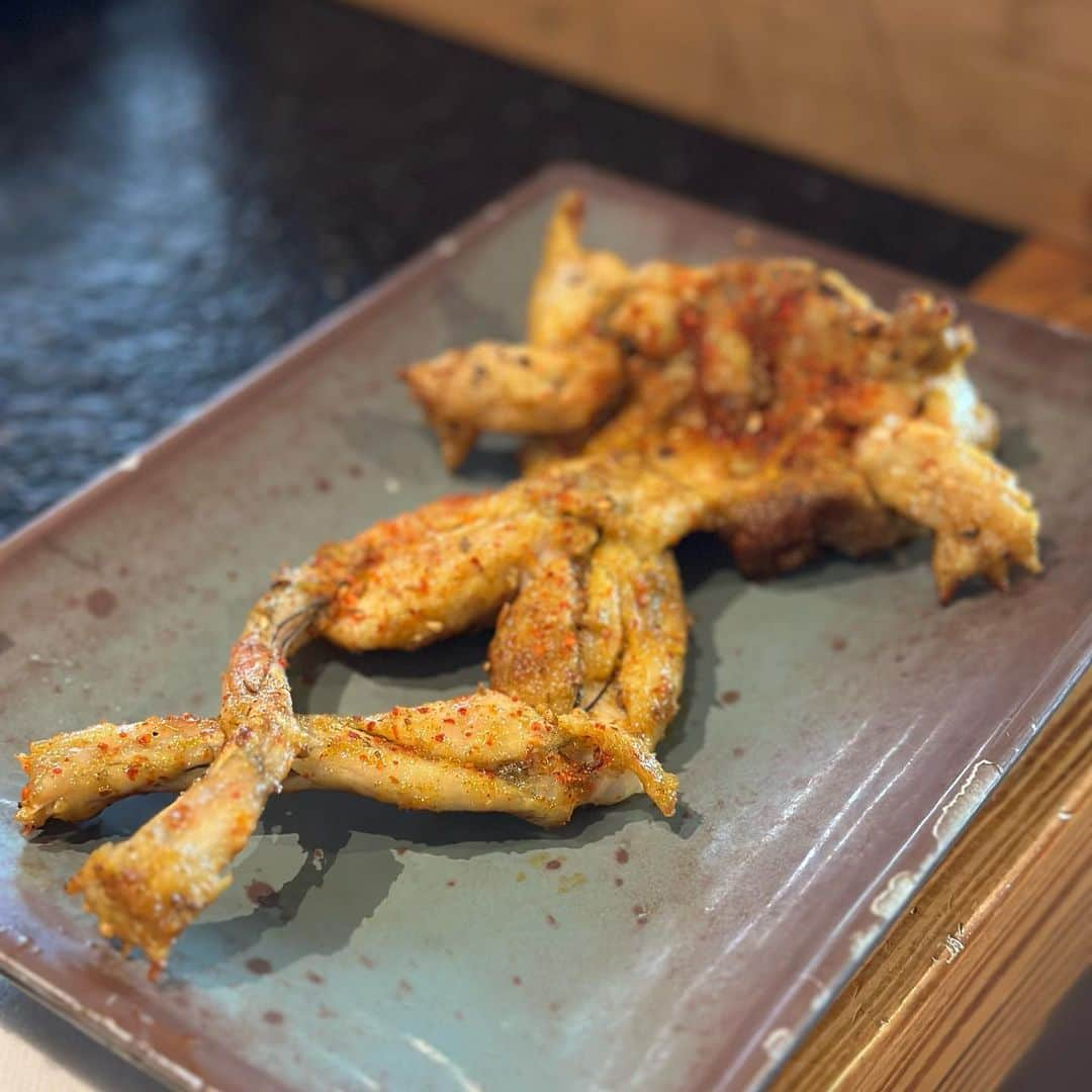 吉川ちかさんのインスタグラム写真 - (吉川ちかInstagram)「池袋にある破店という ガチ中華が食べれるお店へ🤣💓  一枚目はじゃがいもの麺らしいw あっさりして美味しかったよ🥔  カエルとかバロットとか あるから海外へ行った気分に🤣💓 どれもパンチ効いてますが、 美味しかったです👏 変わった中華を食べたい方は是非☺️💓  #破点#中華料理#中国料理#池袋#池袋グルメ#カエル#バロット#凄かった」2月25日 16時56分 - yoshikawachika_1116