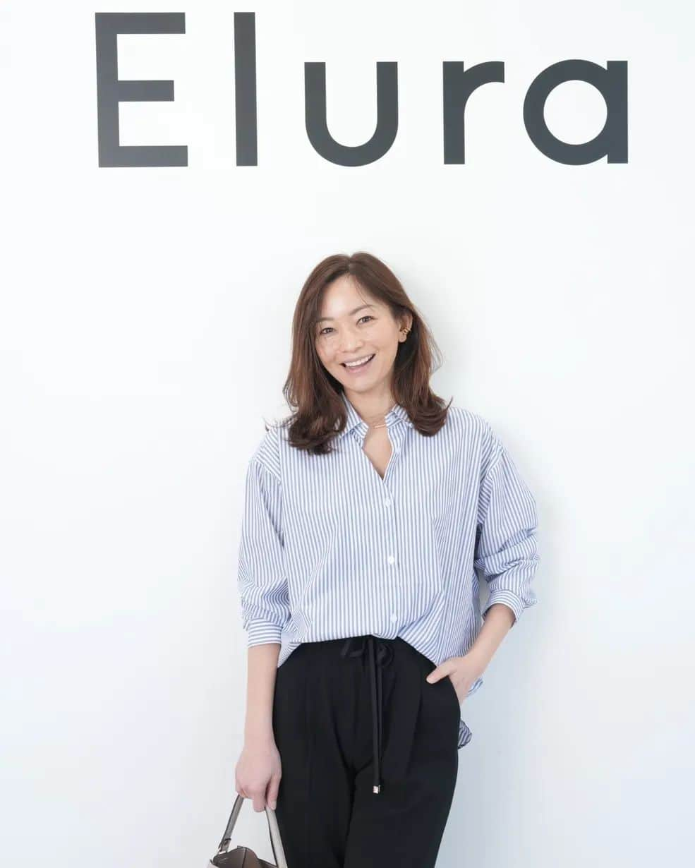 佐藤純さんのインスタグラム写真 - (佐藤純Instagram)「Elura の展示会へ😊  @elura_official   1枚目は、エルーラのアクティブライン  ゴルフにも着れちゃうよ🏌️  2枚目の、ストライプシャツは、アイロンいらず‼️  大人気のテーパードパンツもめっちゃ動きやすいし、ラインもキレイ‼️  ライターのなおちゃんと📷️  @naosuke0807  動きやすさが伝わったかしら？😁  咲実ちゃんにも会えて嬉しい❤  @sakimikanda  #elura  #エルーラ #大人の悩みに効く服 #大人の悩みに効くコーデ  #大人カジュアル #ストライプシャツ #テーパードパンツ #ママ #ママモデル #モデル #mama #mamamodel #model」2月25日 17時52分 - junsatoidea