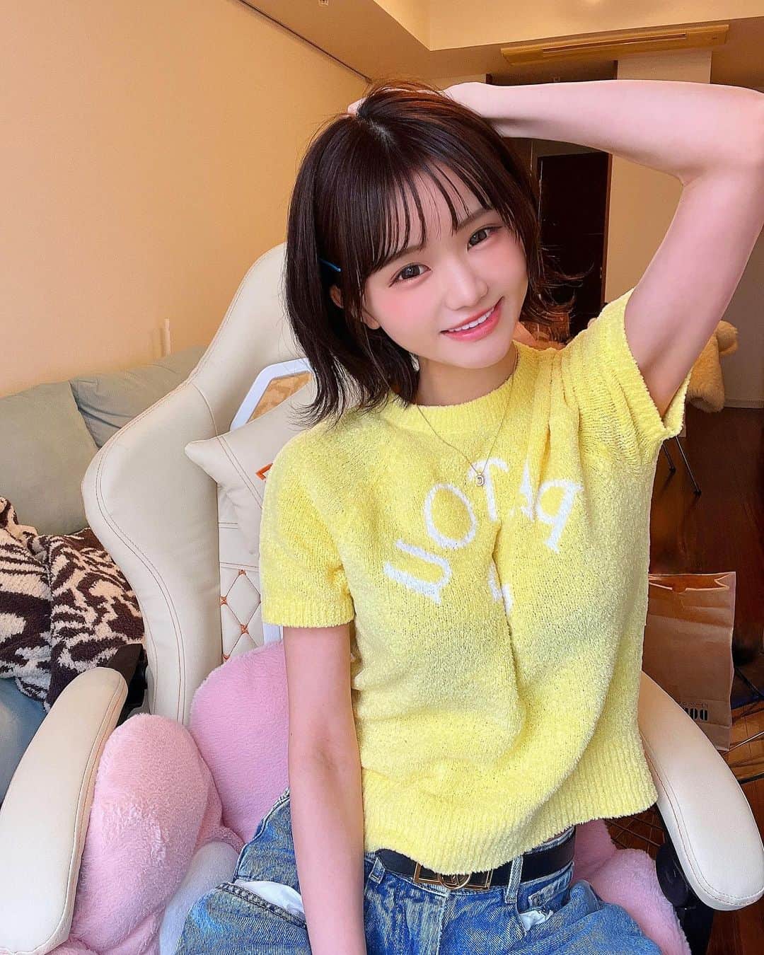 みもれもんさんのインスタグラム写真 - (みもれもんInstagram)「The content of the fan site has been renewed 🥳🍋 Check it out from Instagram Stories & Highlights ^ ̳ට ̫ ට ̳^  これはSNOWで撮ったょ📶 フィルターが可愛いので更新😍💕  ファンサイトの内容をリニューアルしたょ🥳🍋 インスタのストーリー＆ハイライトから チェックしてね^ ̳ට ̫ ට ̳^💓  https://fantia.jp/fanclubs/330474/plans  #みもれもん #snow #fashion #Tokyo #mimolemon #ショートカット #外ハネボブ #patou #fantia」2月26日 10時12分 - mimore_mon0929