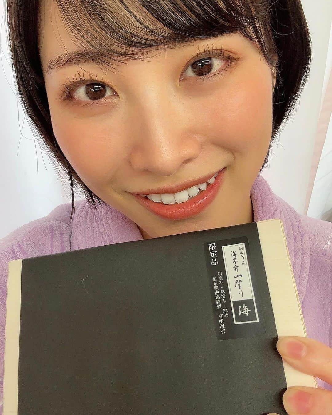 春原未来さんのインスタグラム写真 - (春原未来Instagram)「ジャスミン撮影会,どうもありがとうございました！久しぶりに会えてびっくり！な方や初めましての方も多く…時間作って来てくださったことに感謝です☺️🧡  今年初の桜餅🌸(和菓子大好きです) お昼は限定品ののり弁。  次回の東京の撮影会は,03月18日(土) 大阪の撮影会は,03月19日(日)です。 ぜひ遊びに来てください🥰  #春原未来 #撮影会モデル #下着モデル #ヌード撮影会 #桜餅 #桜もち #海苔弁 #海苔弁山登り #海 #限定品 #限定品に弱い #ランチ弁当 #スタバさくら #春めいてきた  #ローブ #寒さ対策 #すっぴん風メイク」2月26日 21時25分 - sunohara_miki