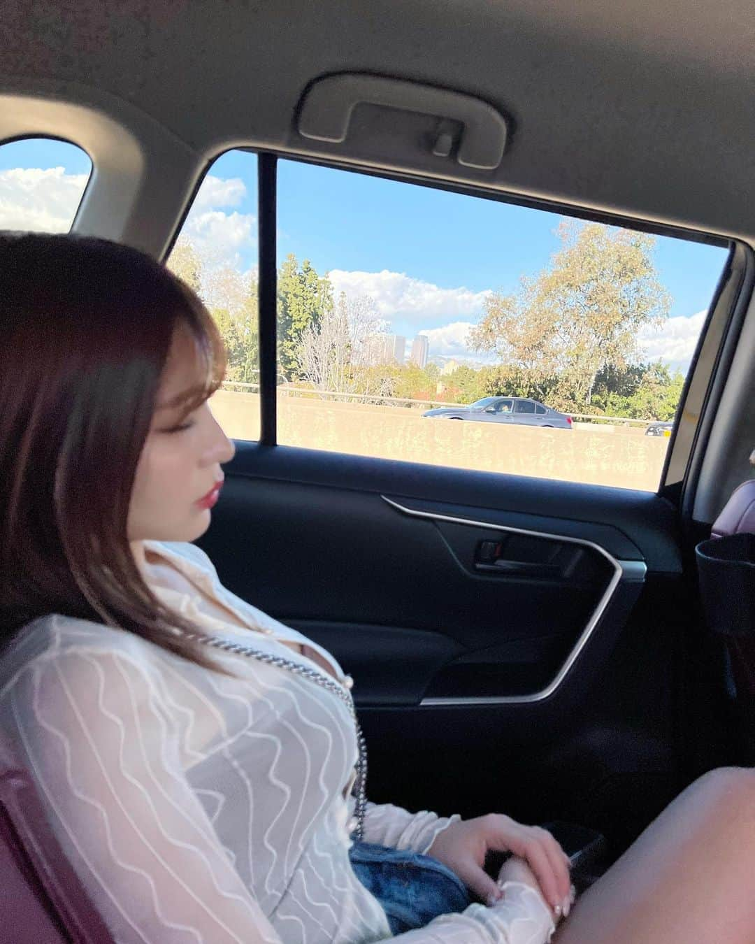 COCOさんのインスタグラム写真 - (COCOInstagram)「😪💤  #drive #japanesegirl #asiangirls」2月27日 16時39分 - coco_coco000